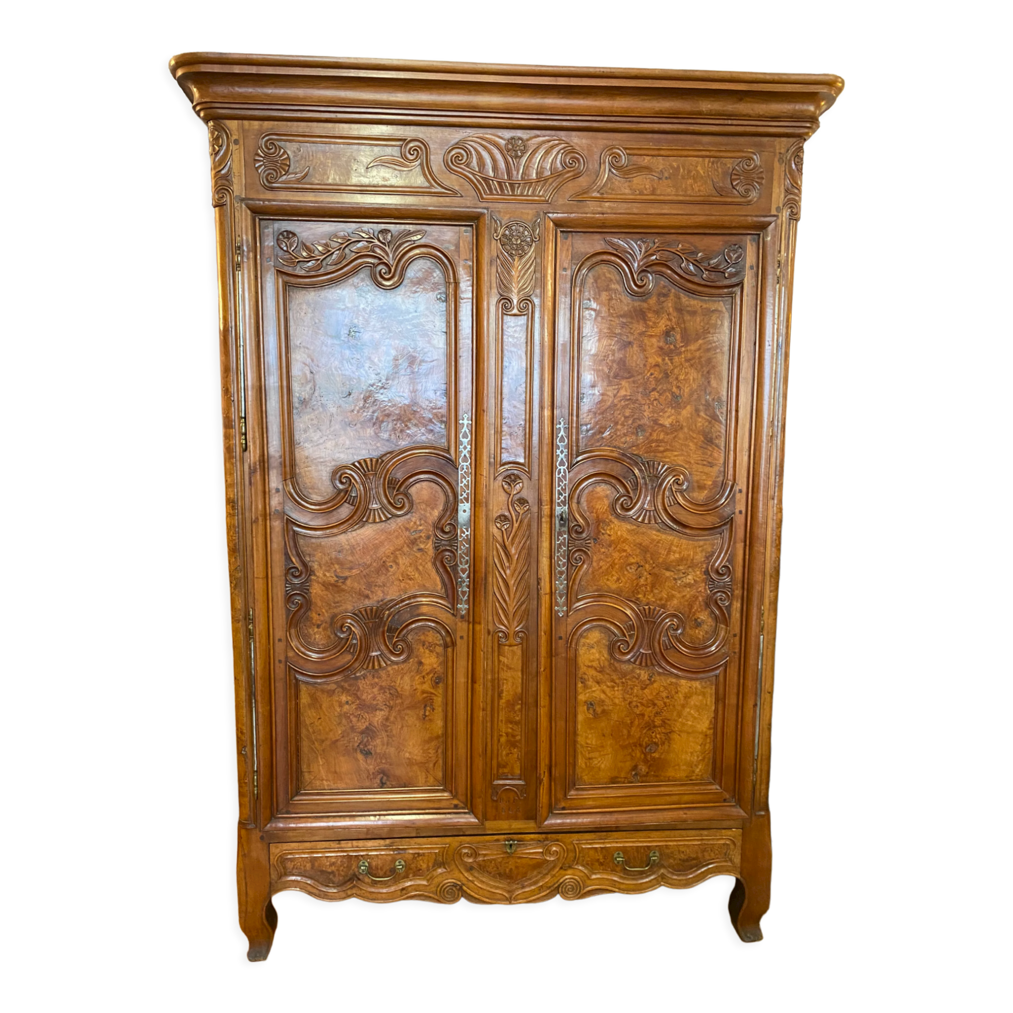 Bressane cabinet dated 1863, in walnut, ash and ash magnifying glass