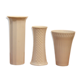 Série de 3 vases en porcelaine blanche