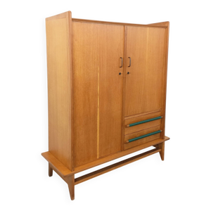 Armoire vintage en bois