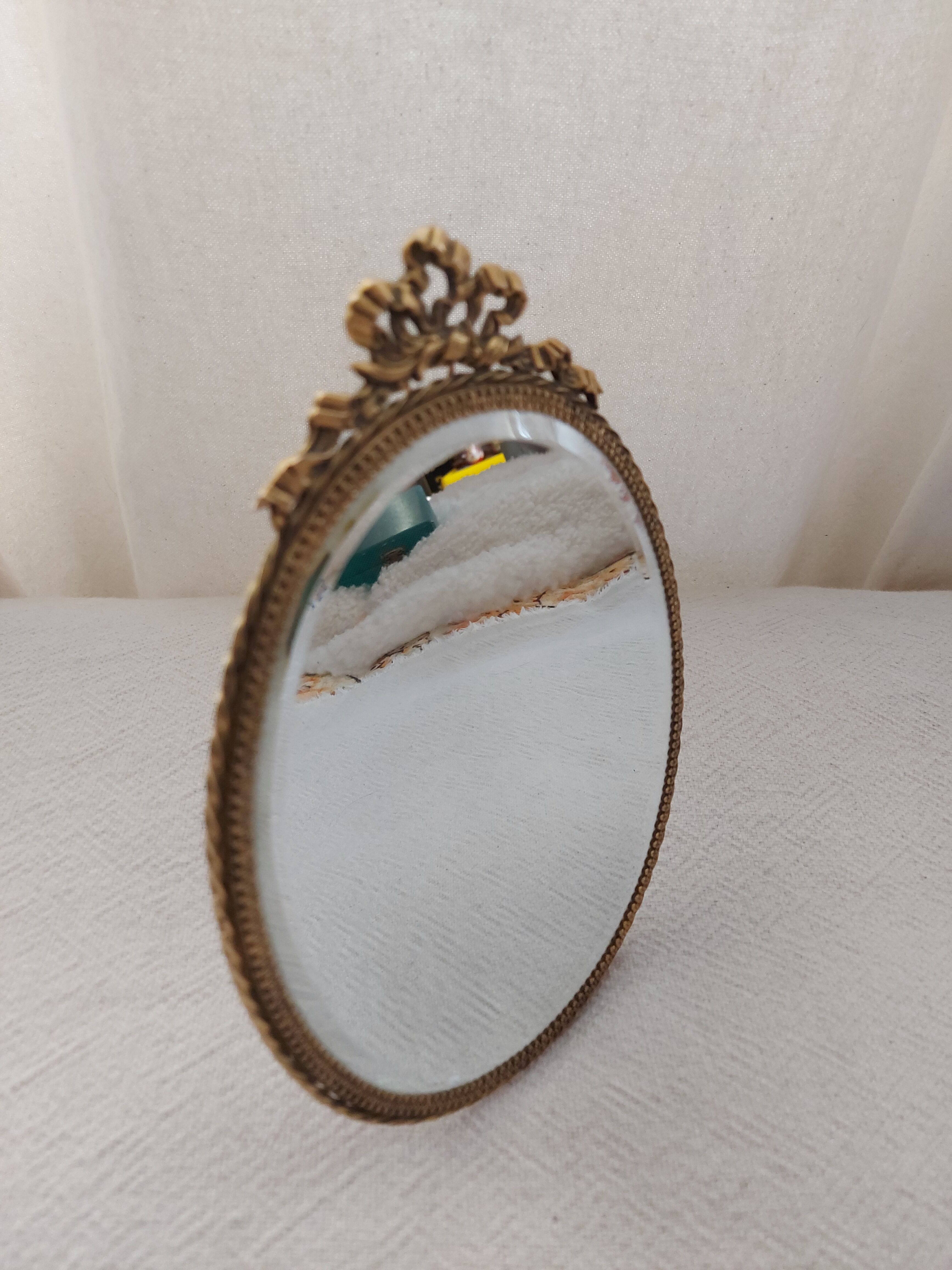 Miroir biseauté en laiton doré vintage -17x23cm