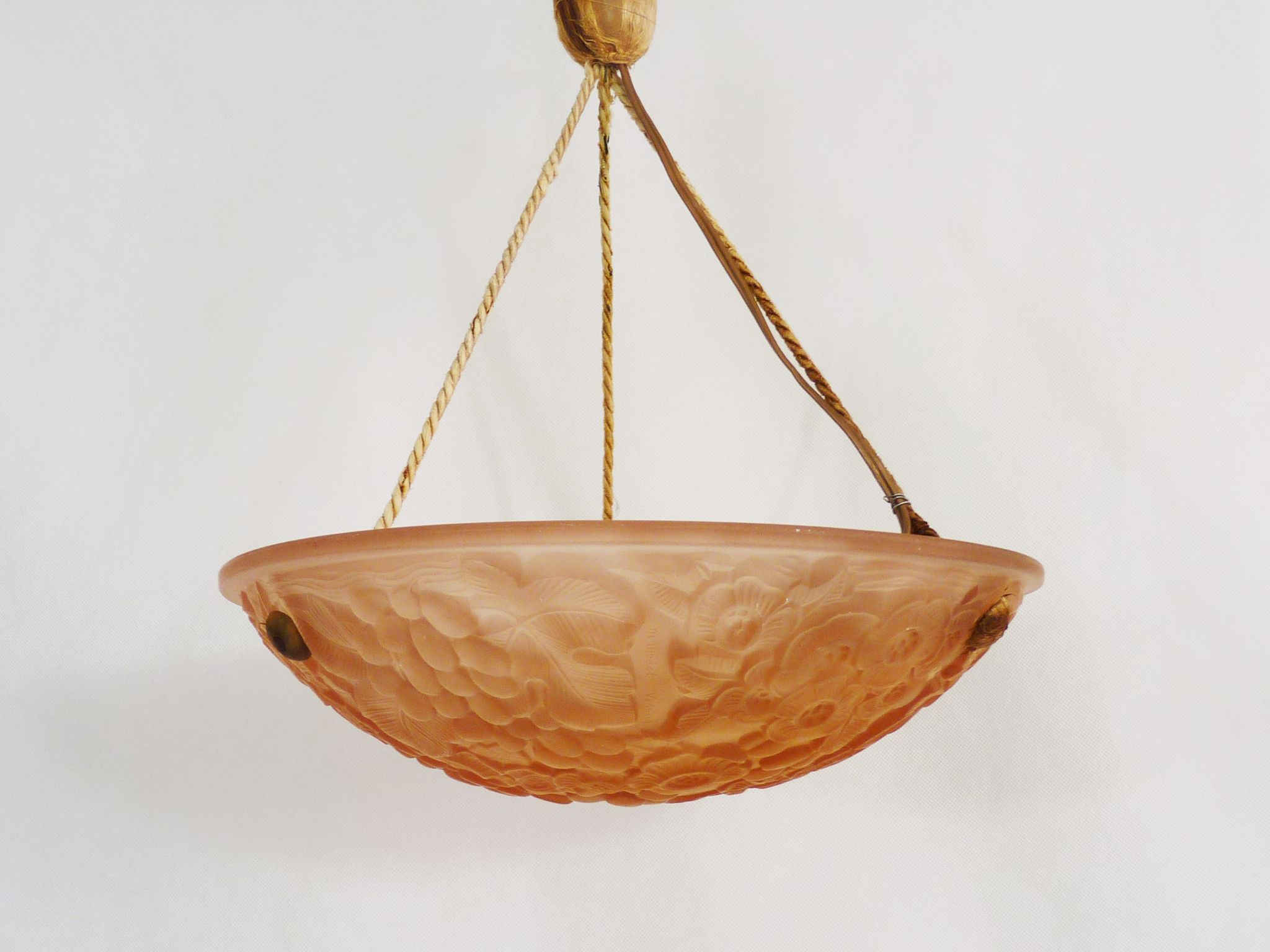 Suspension pink cacker Verdun Art Deco