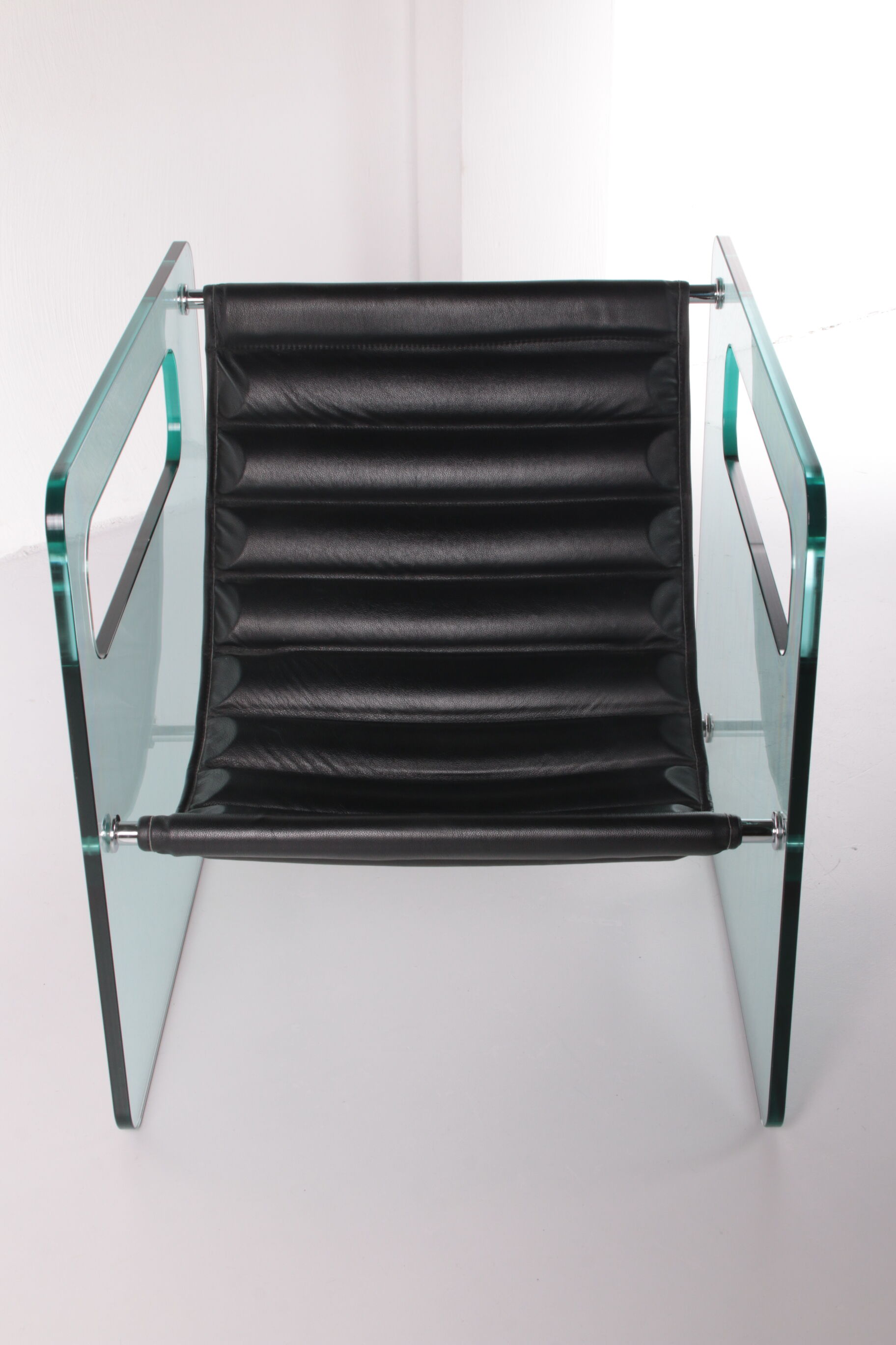 Black leather chair by Giovanni Tommaso Garattoni Italy glass and black leather