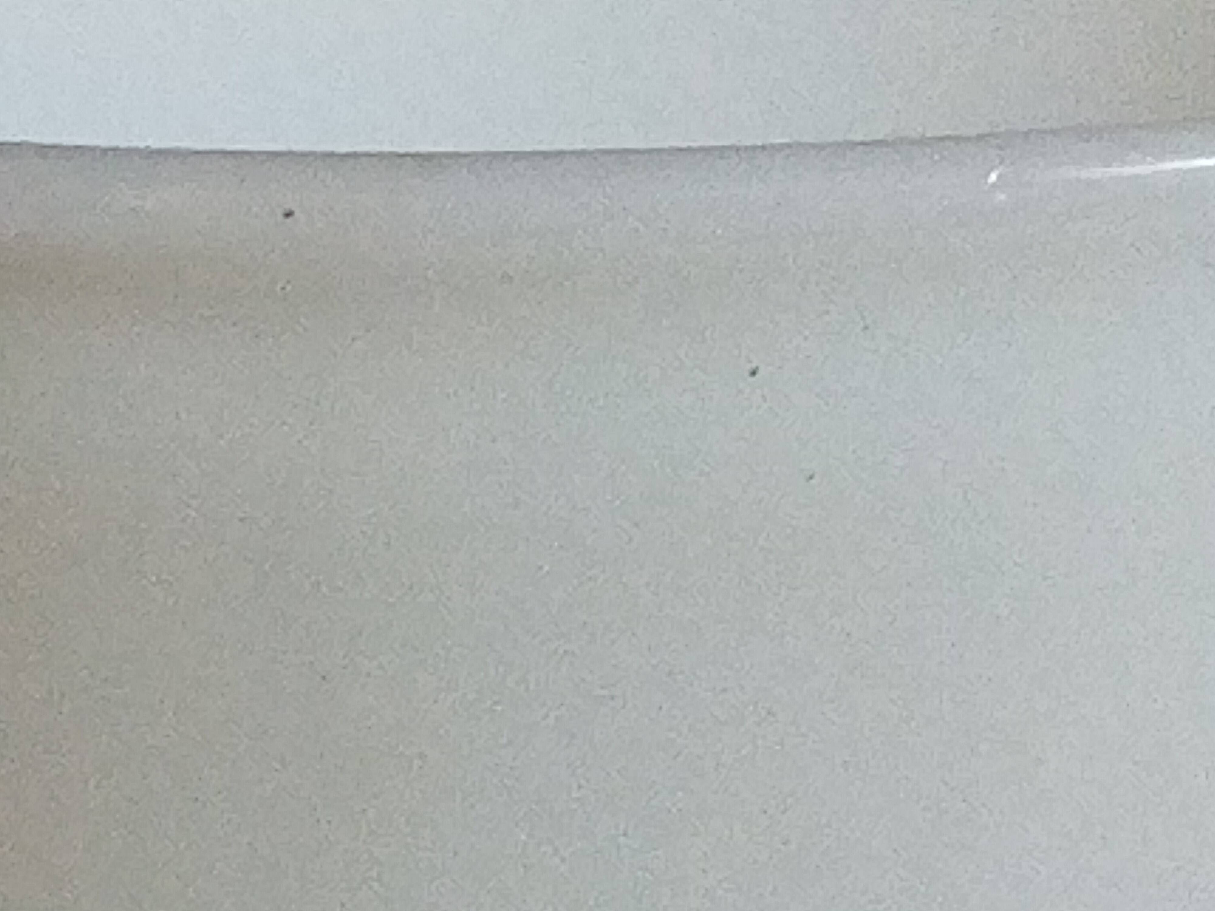 Vase en opaline sur pied début XXème