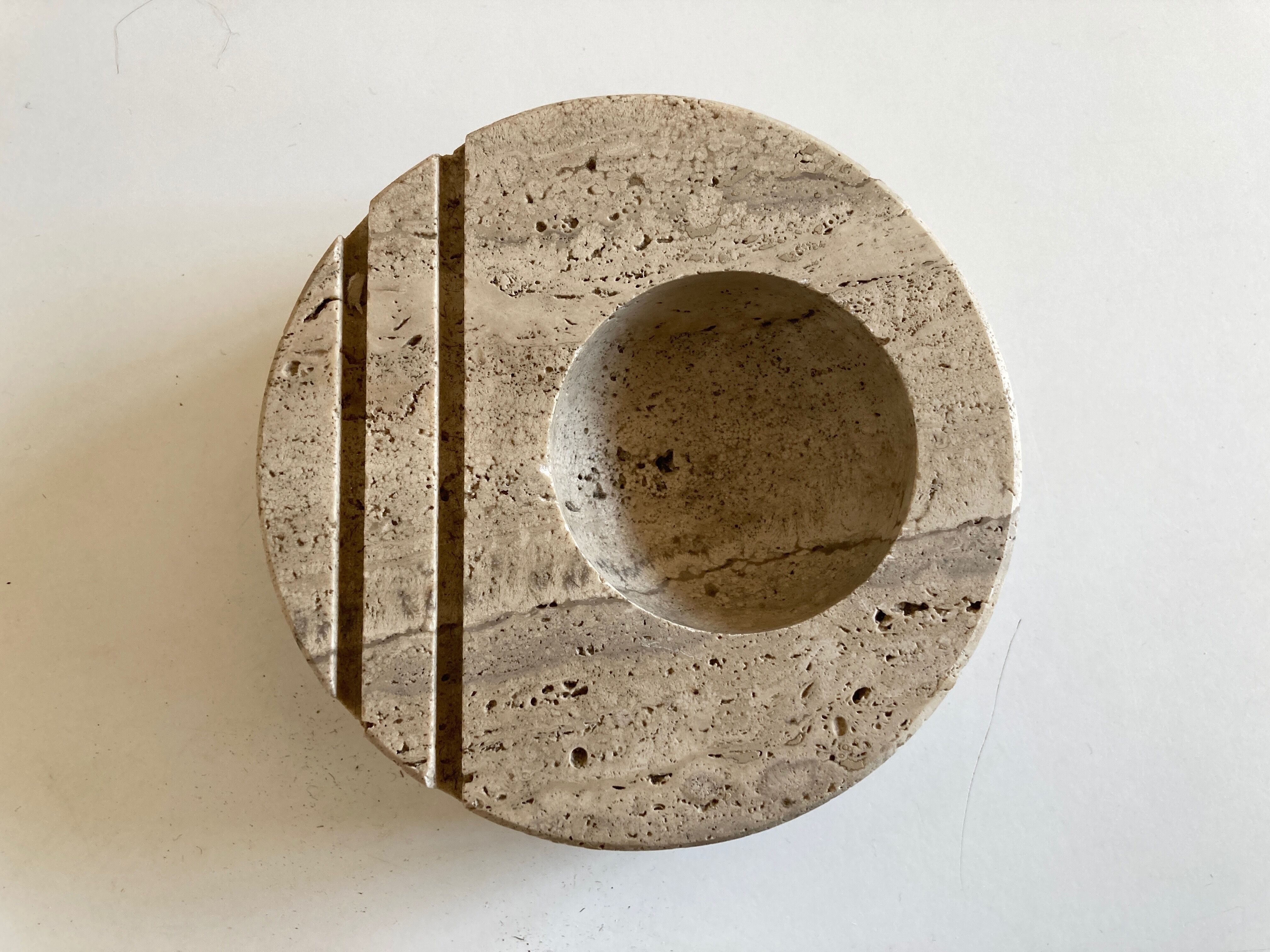 Empty Pocket Fratelli Manelli in travertine 1970