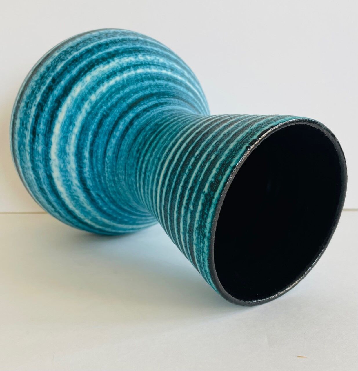 Baluster vase Accolay series "Gauloise"