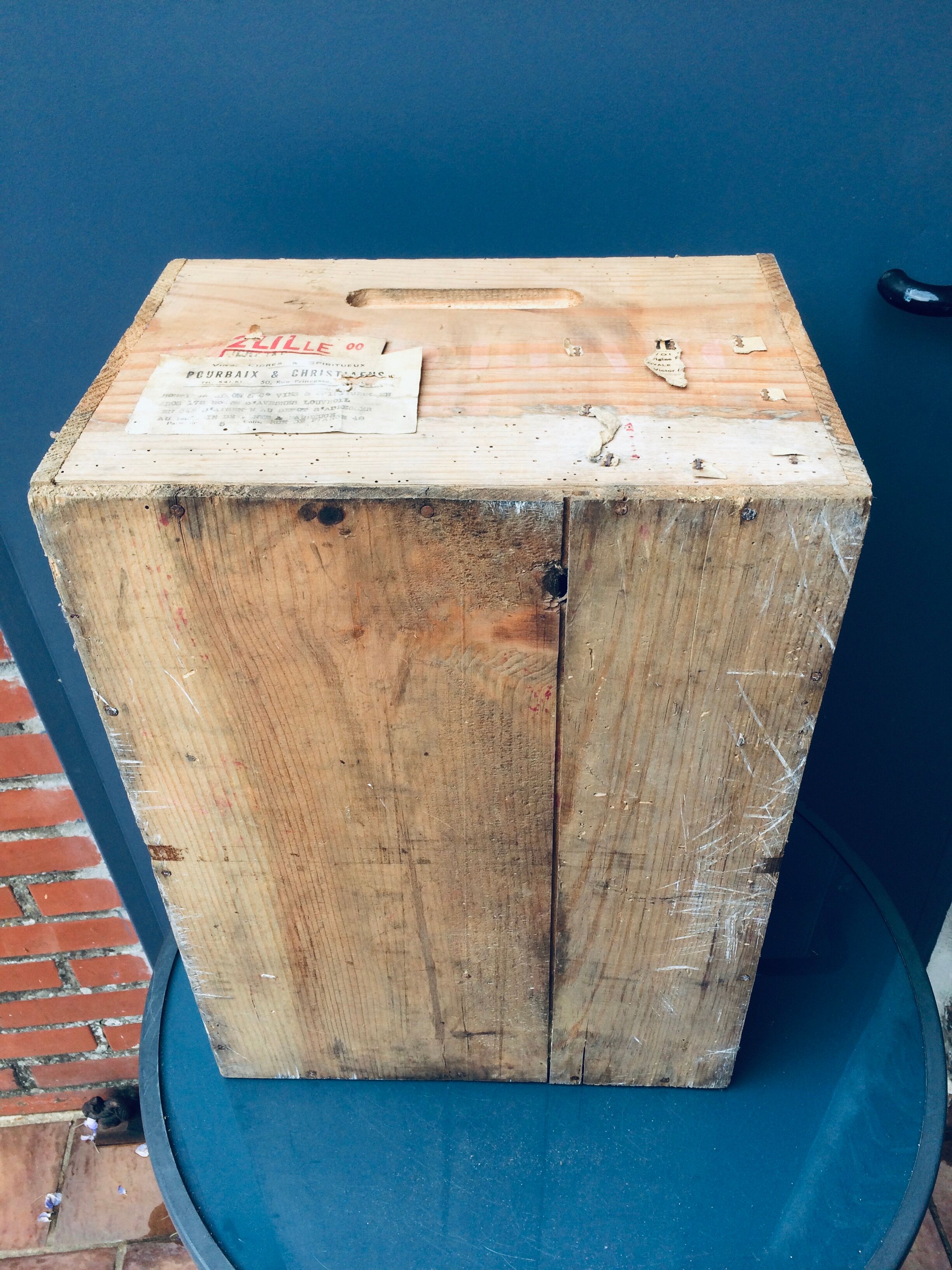 Sandeman old wooden crate