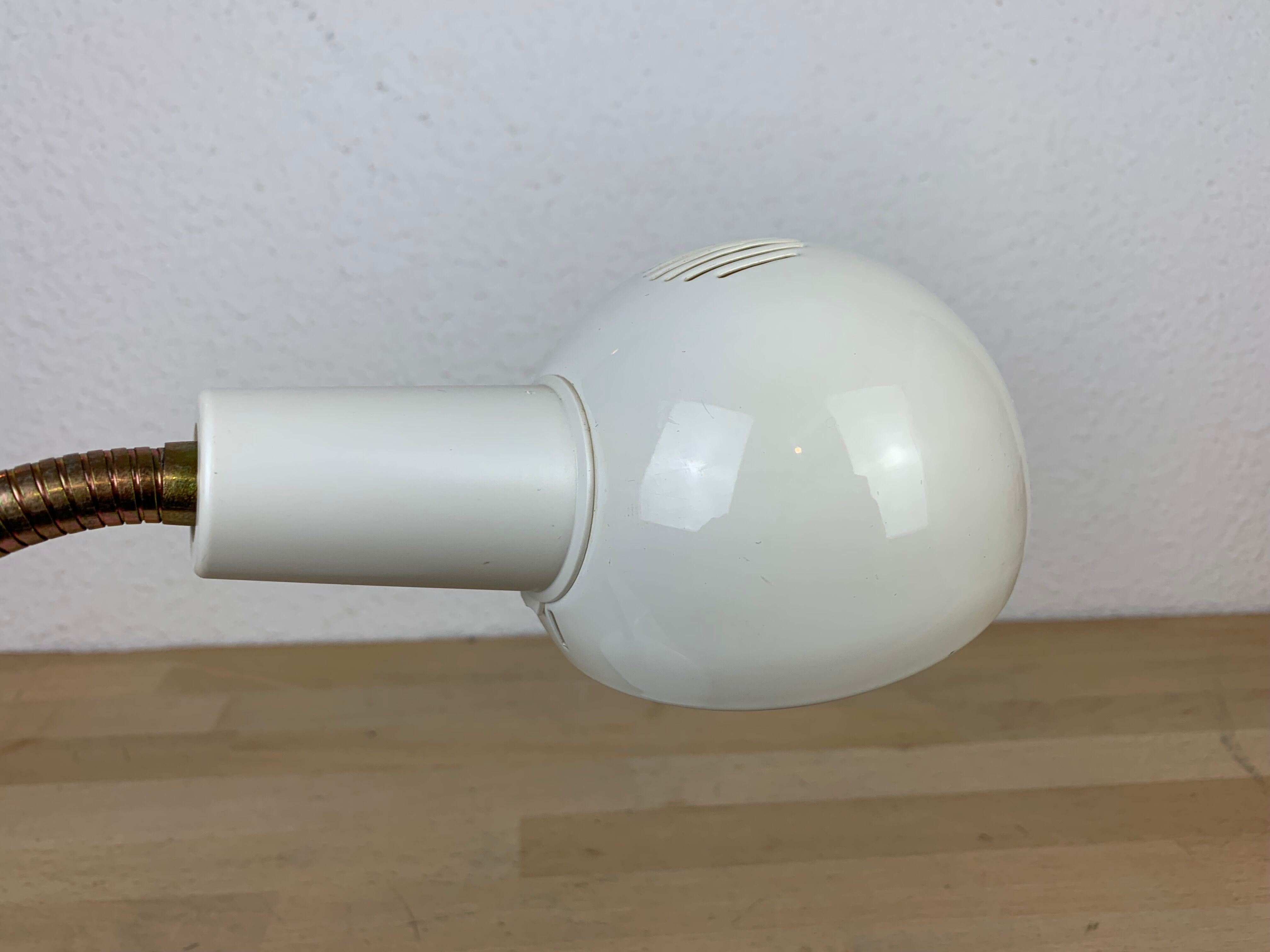 Flexible desk lamp metal white 70s/80s