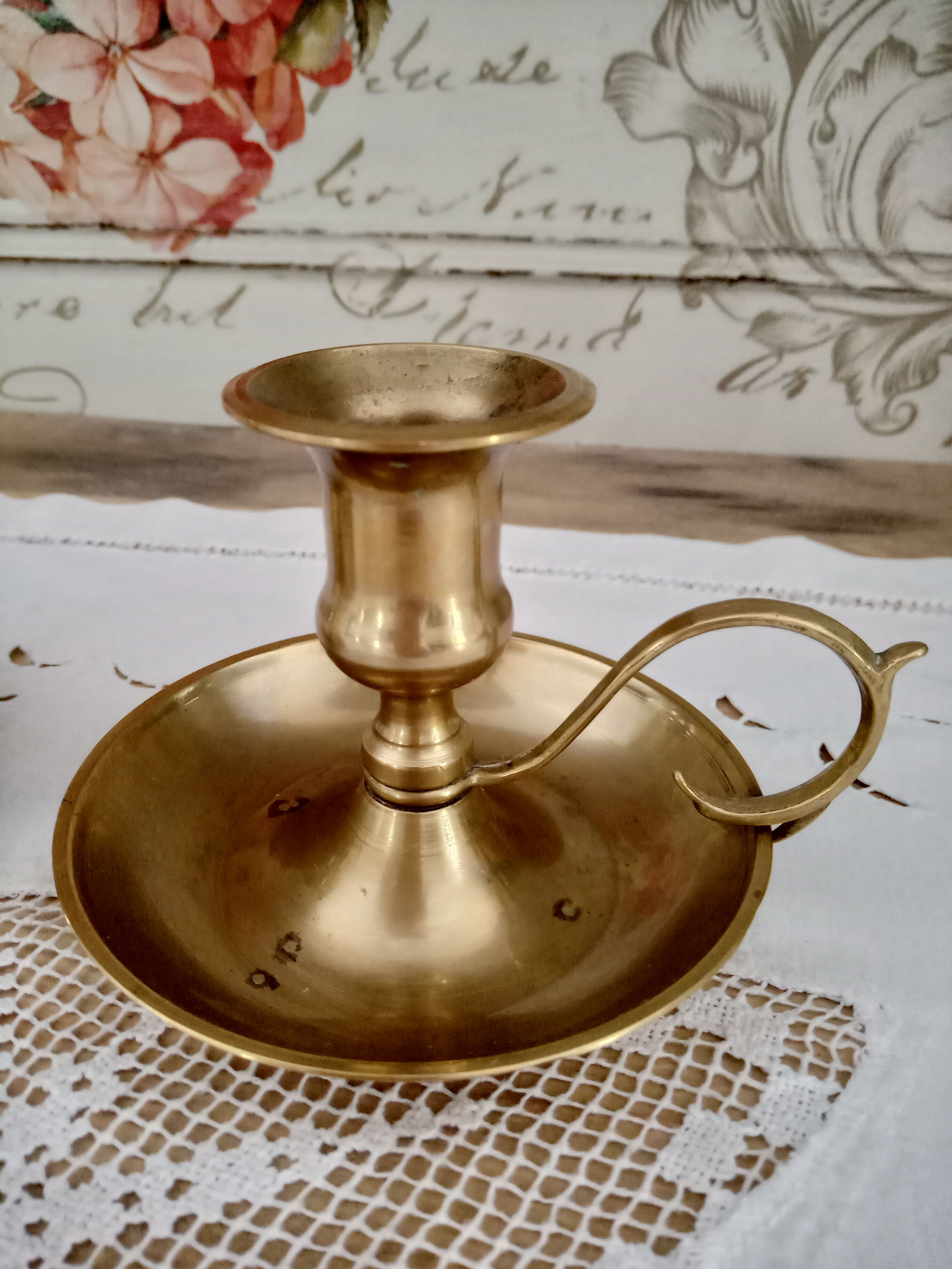 Set of 2 vintage hand candlesticks brass cellar rat