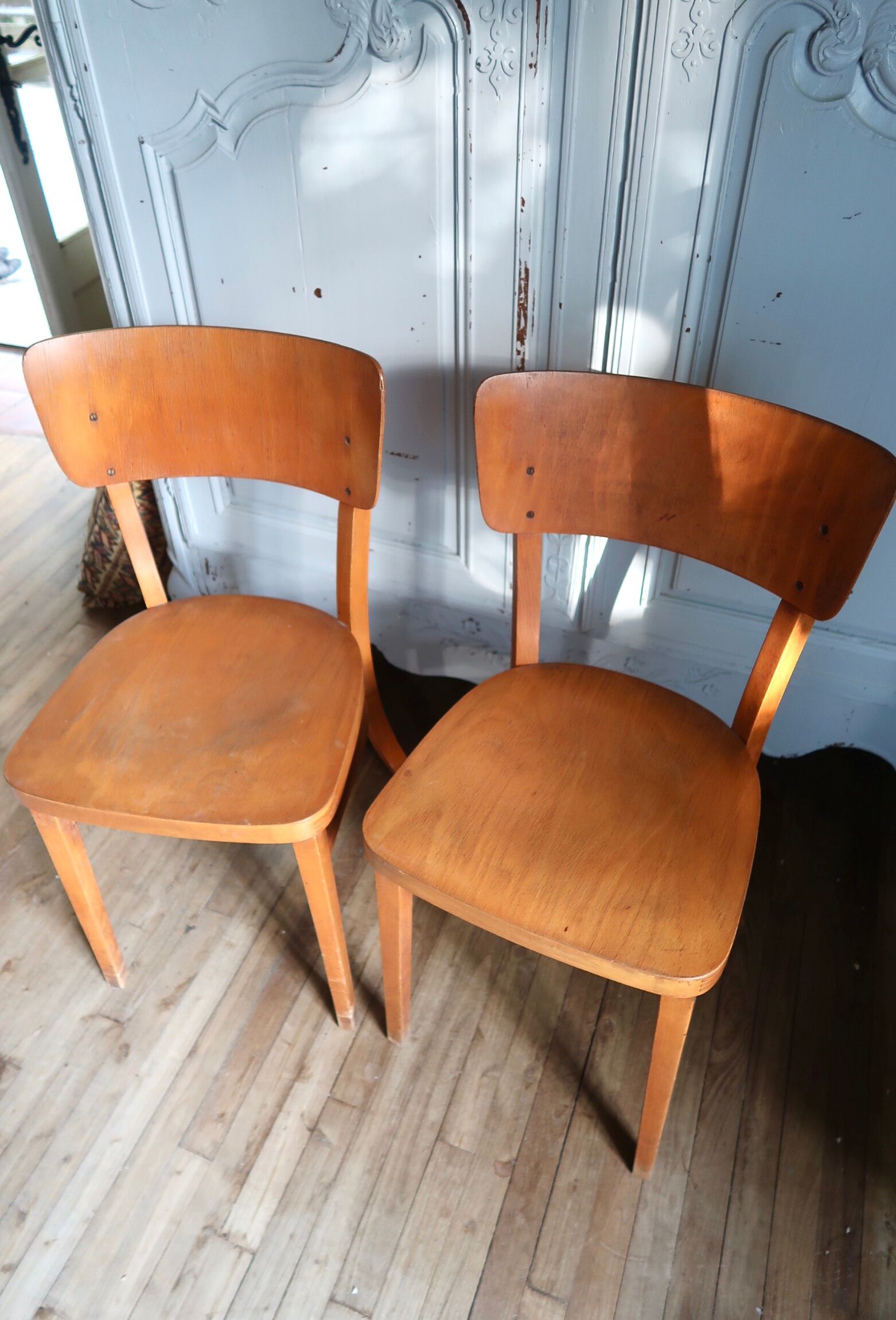 Lot de 2 chaises bistrot Thonet
