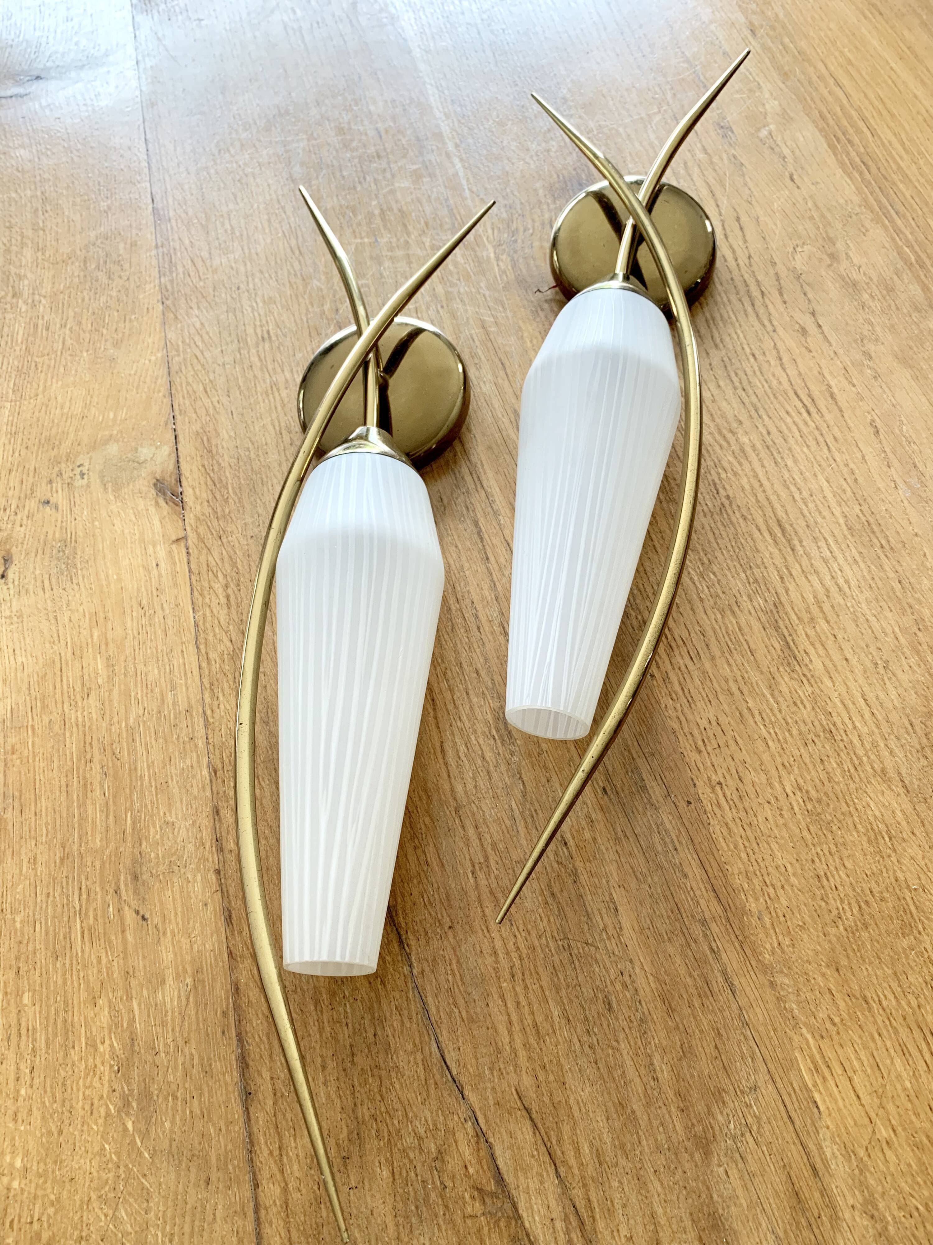 Paire d'appliques tulipe vintage