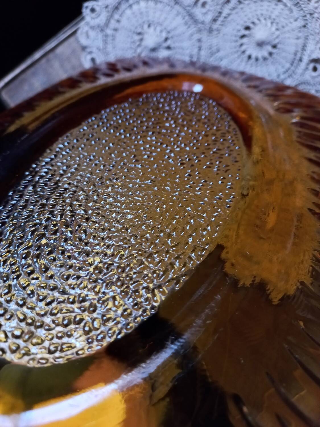 Véréco amber glass dish
