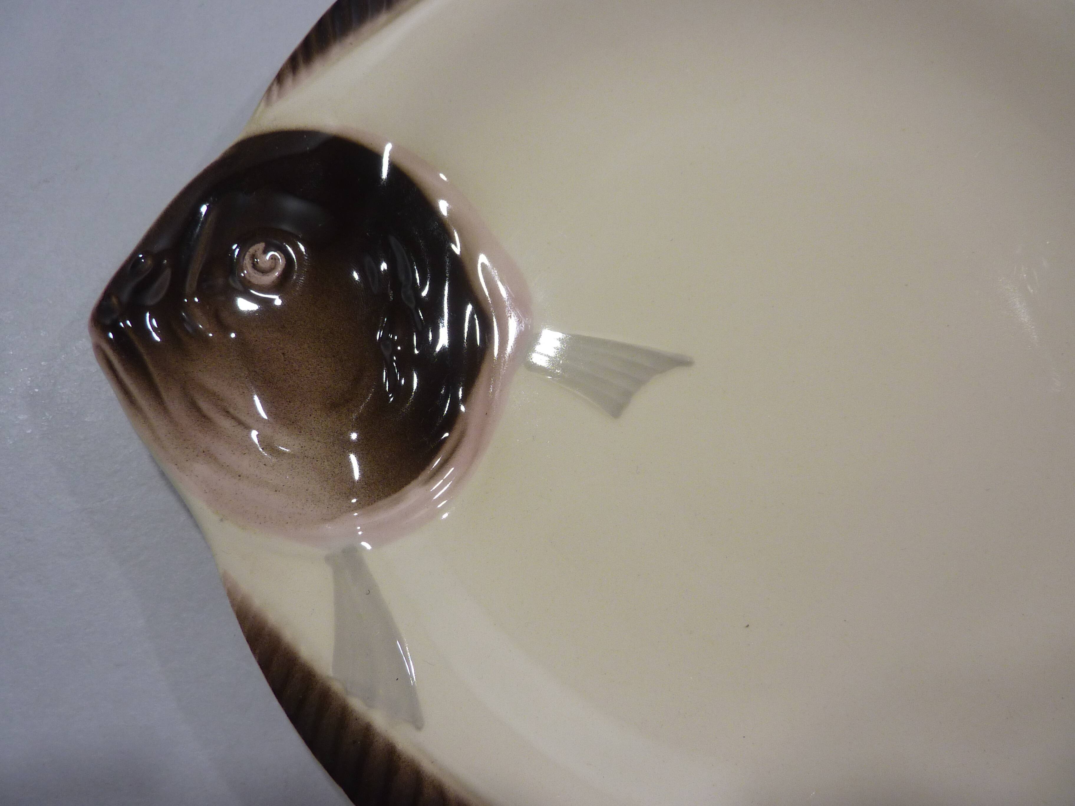 5 hand-decorated Longwy fish plates