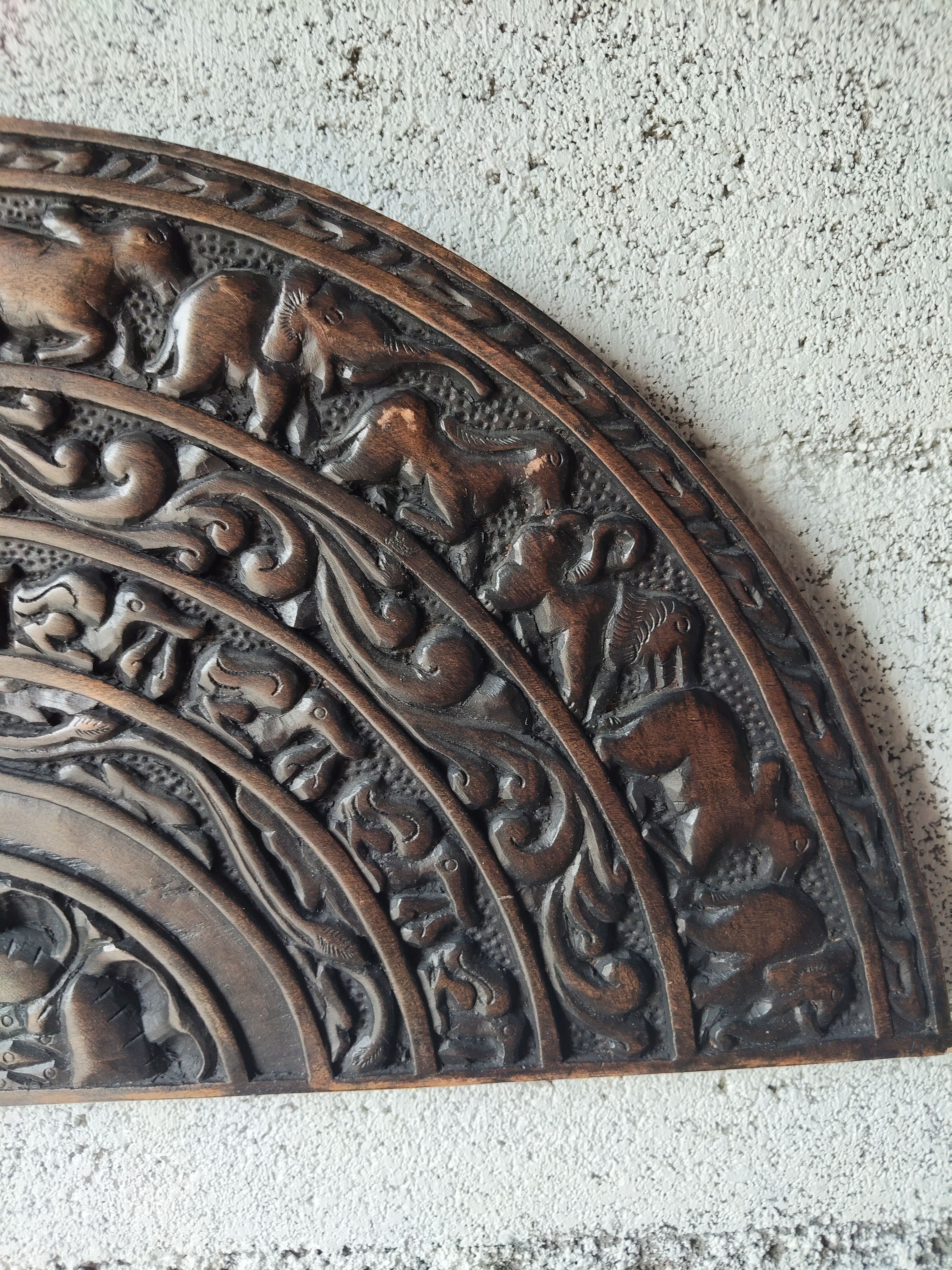 Carved wooden fronton mural – Asian craftsmanship