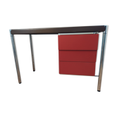 Strafor desk
