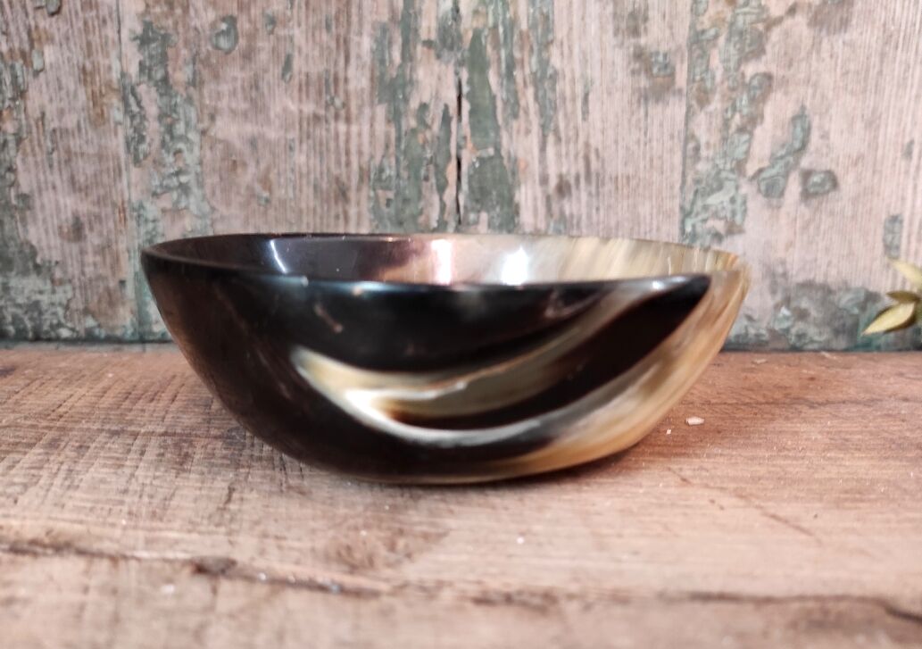 Vintage french horn bowl