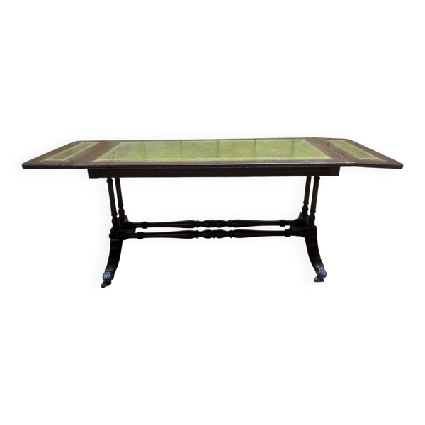 Table basse Régence anglaise, acajou & cuir vert estampé or
