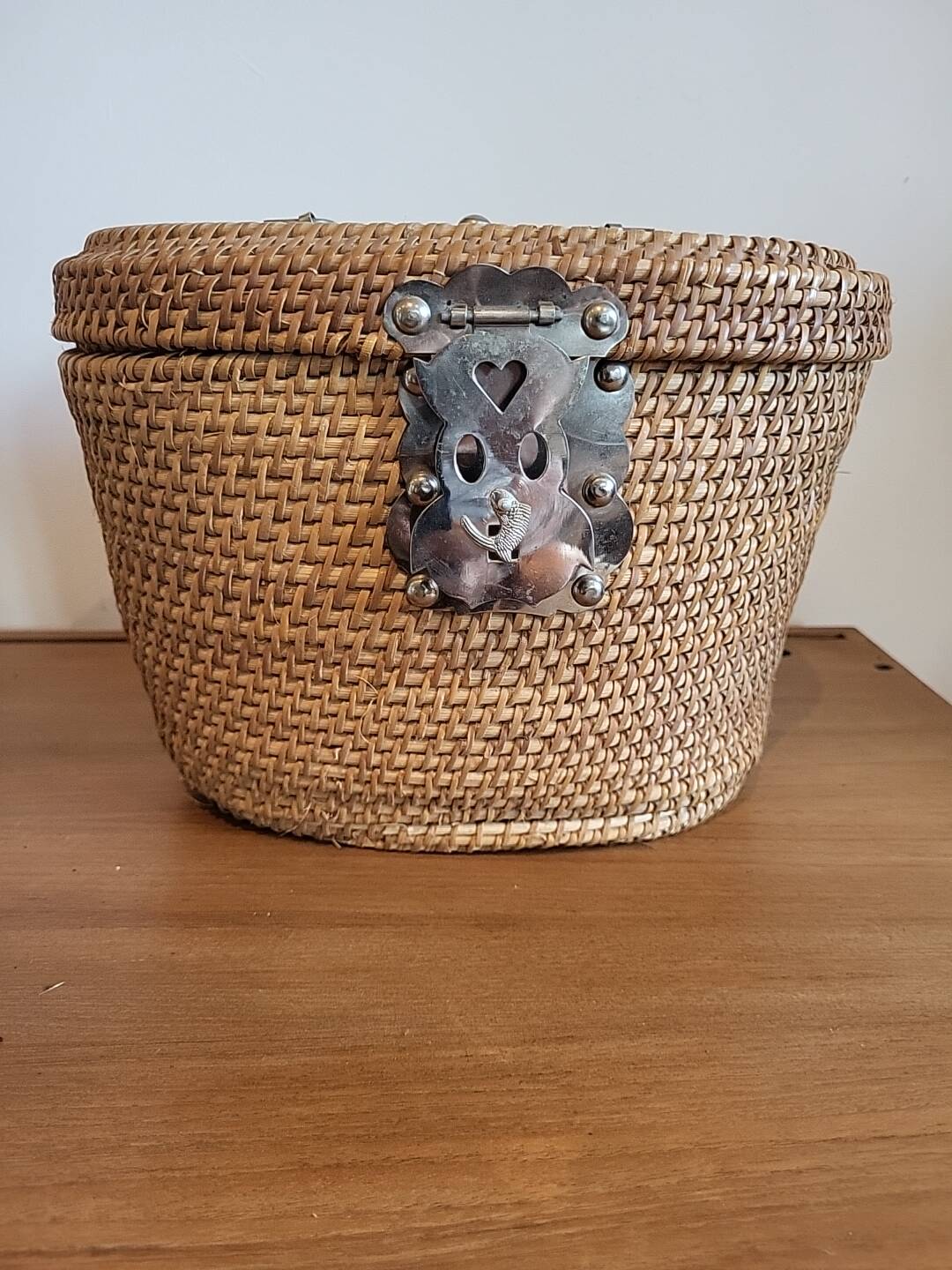 Vintage tea set and basket