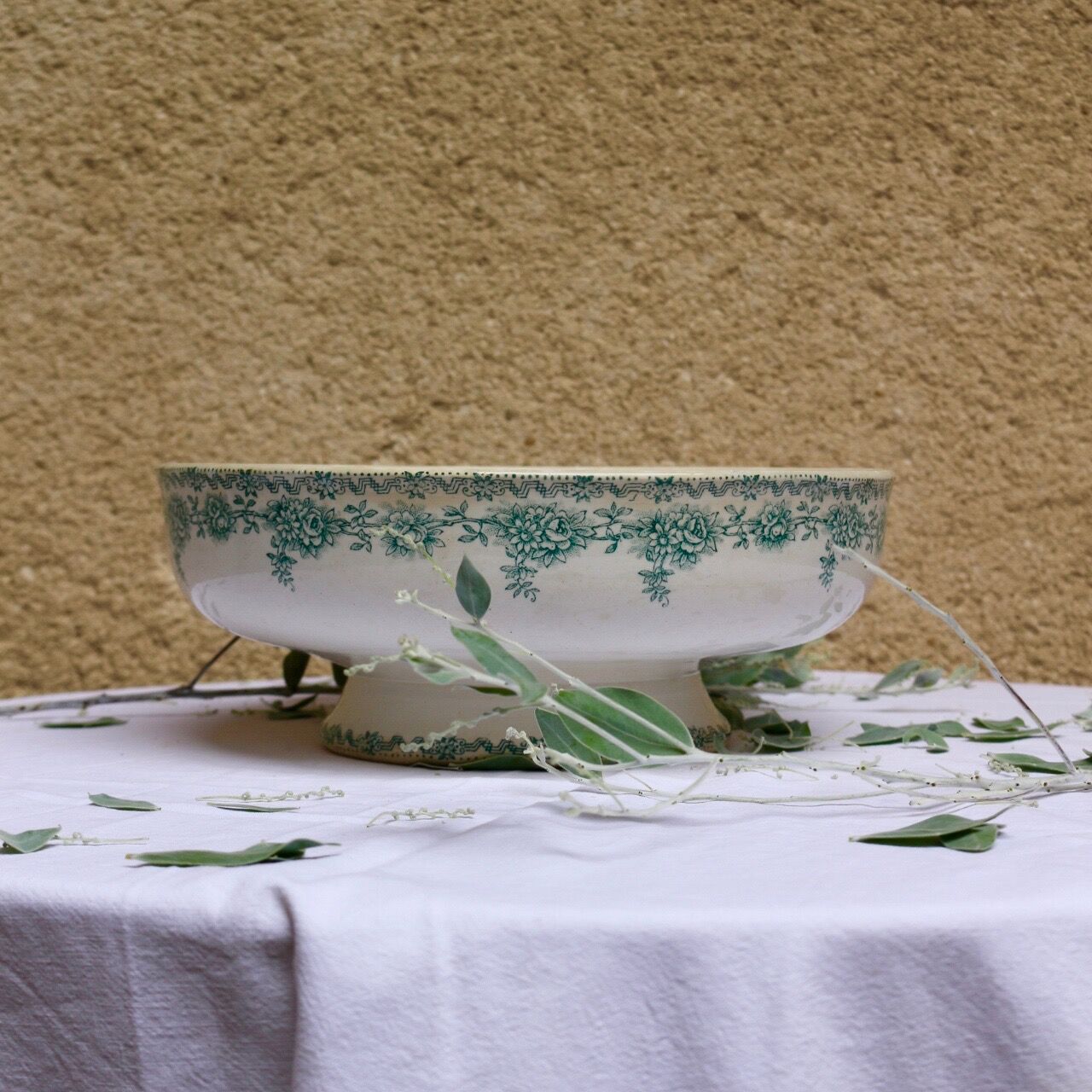 Iron Earth Salad Bowl