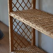Grande étagère murale en rotin