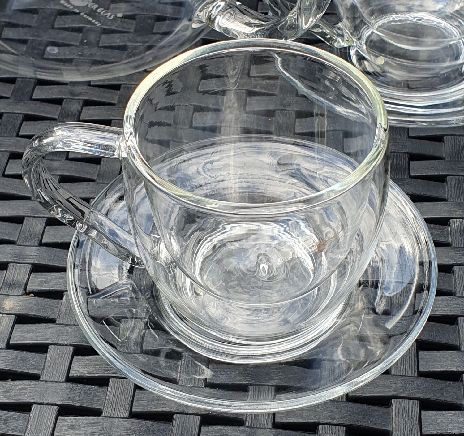 tea set: glass teapot + 4 cups + 4 saucers jeaner glas vintage