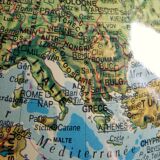 Luminous globe year 80