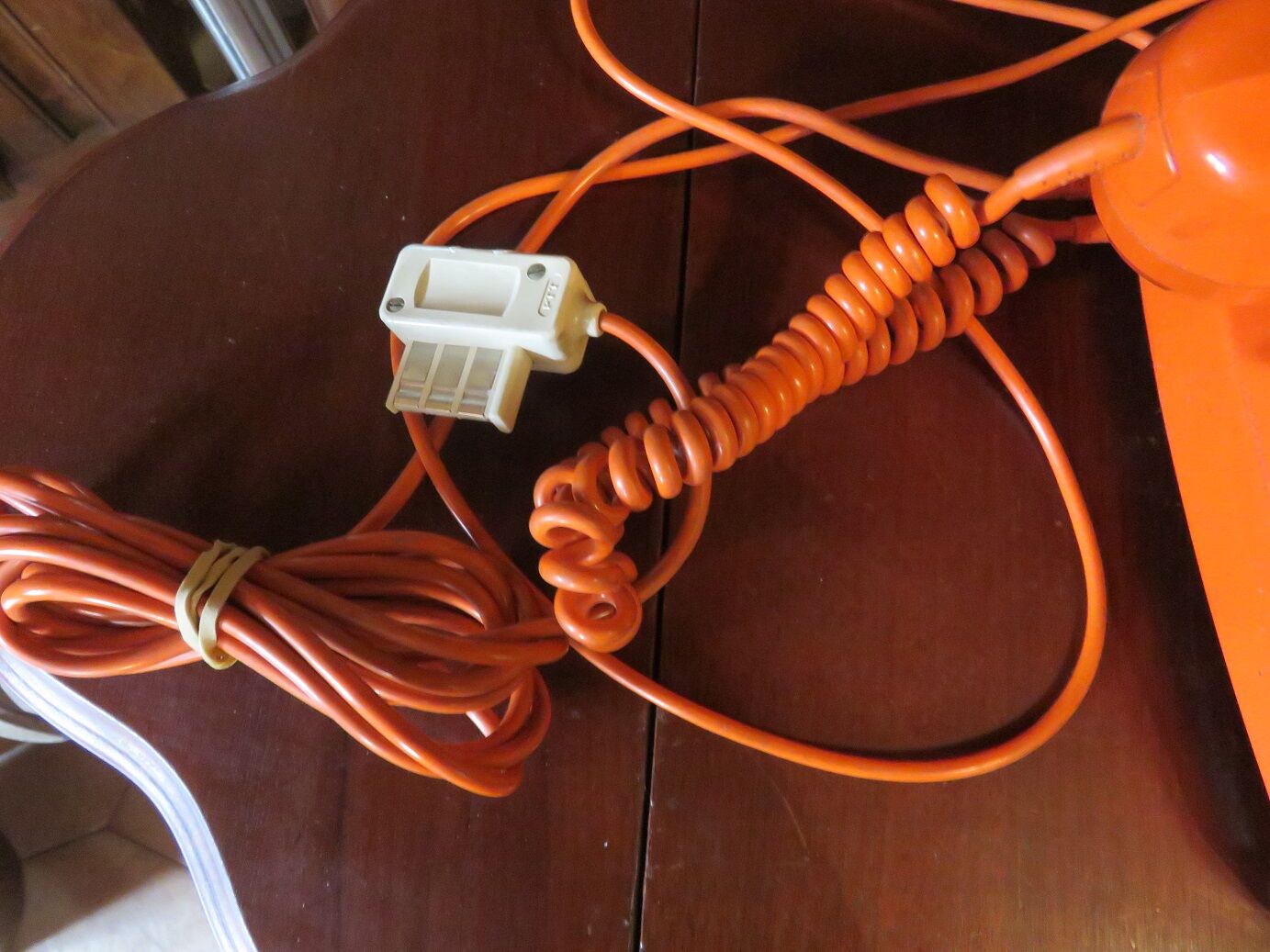 Phone orange 80s