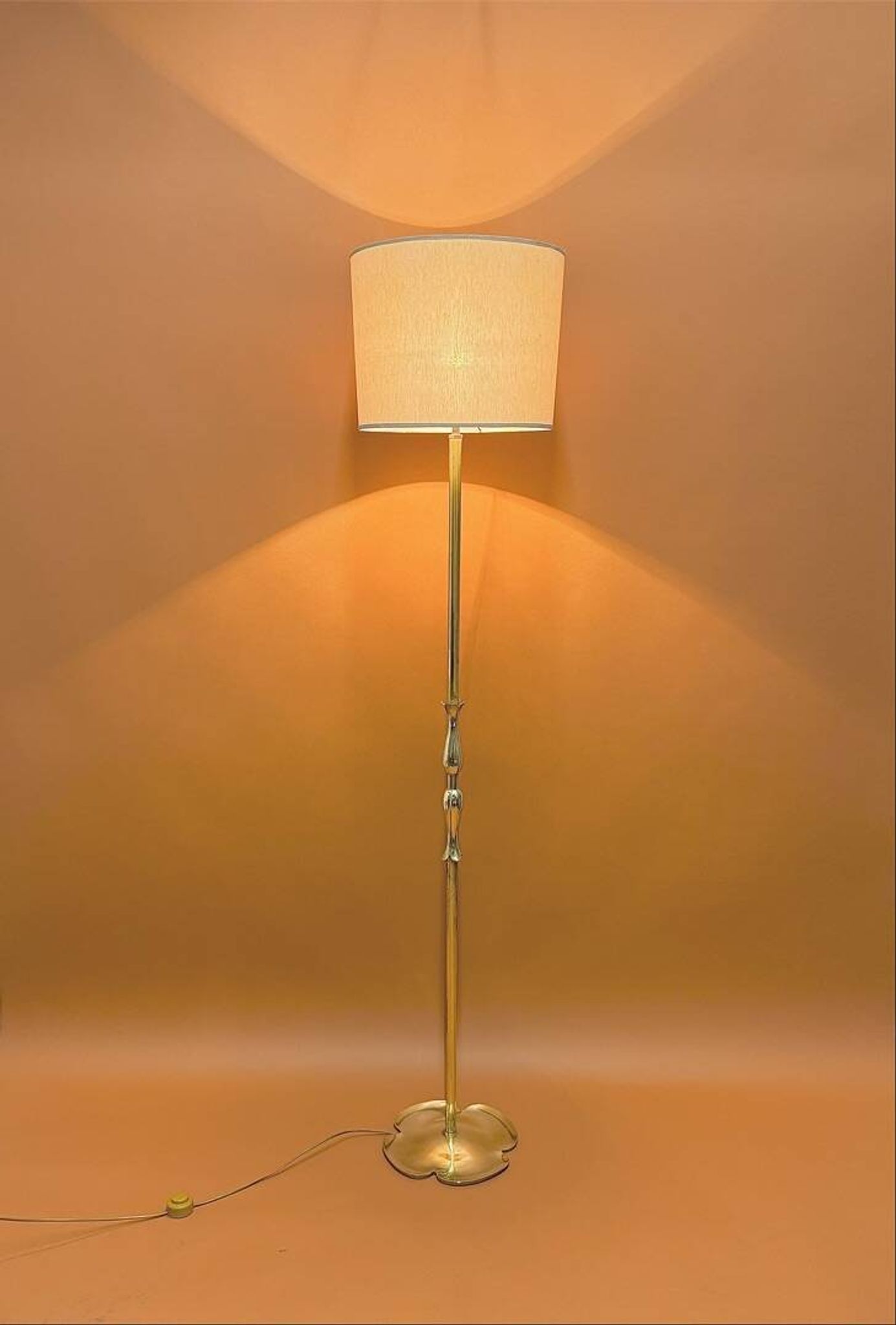 floor lamp by riccardo scarpa 1905-1999