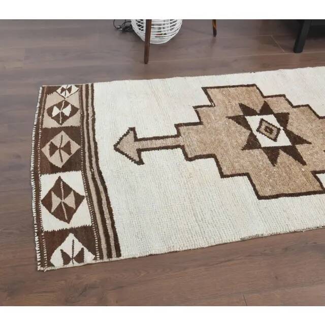 1970s Vintage Turkish Hand-Knotted Wool Cotton Beige Runner Rug 85x310