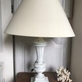 Wooden baluster lamp