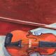 Marcel van den Plas (1939 - 2019). Nature morte au violon.