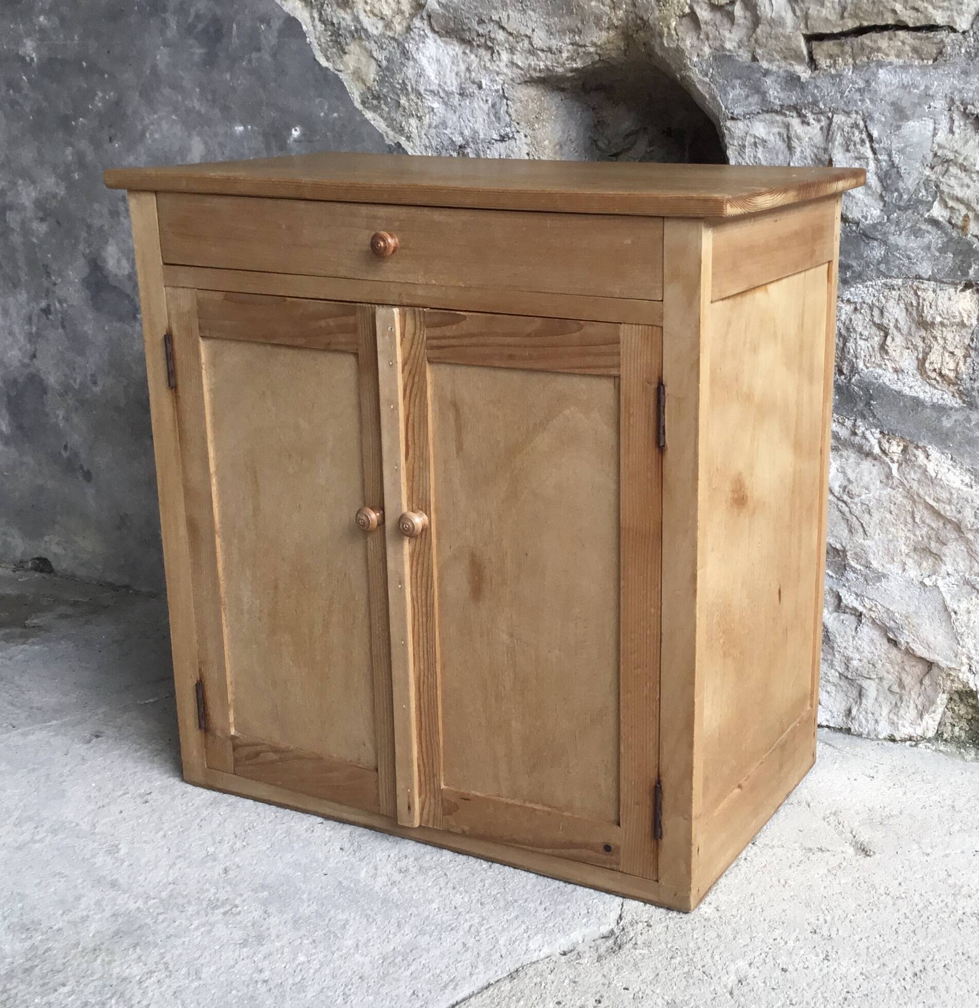 Parisian sideboard in raw wood - vintage 1960