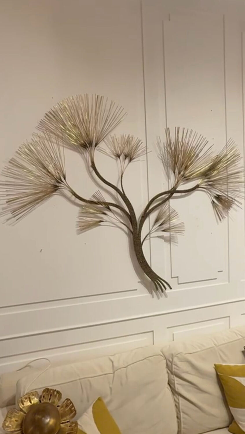 Large brass wall clock with needles in mid-century modern style, brutalist style, Curtis Jeré.