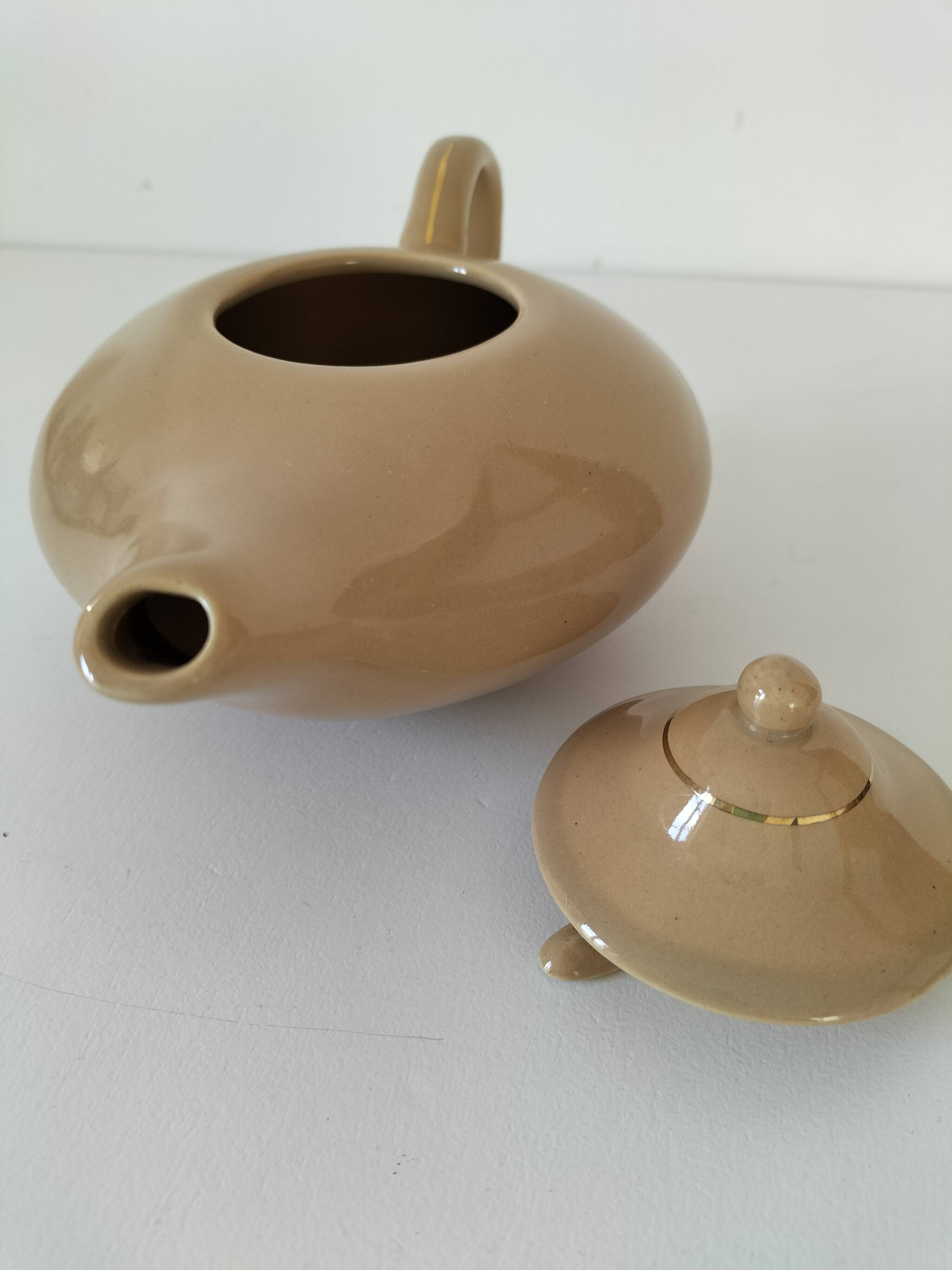 Tea-pot