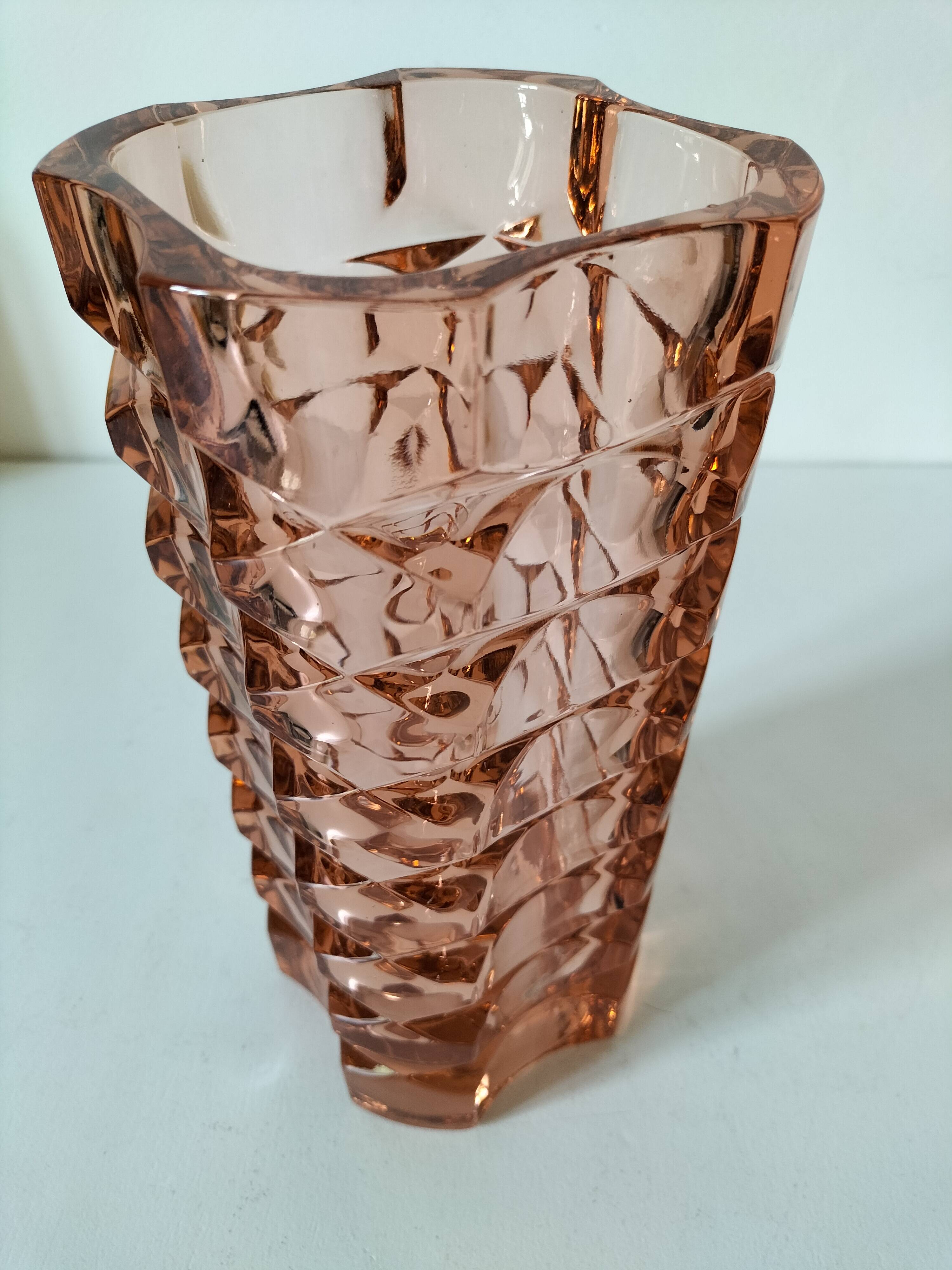 Vintage pink pressed glass vase – Windsor Rosaline model by Luminarc