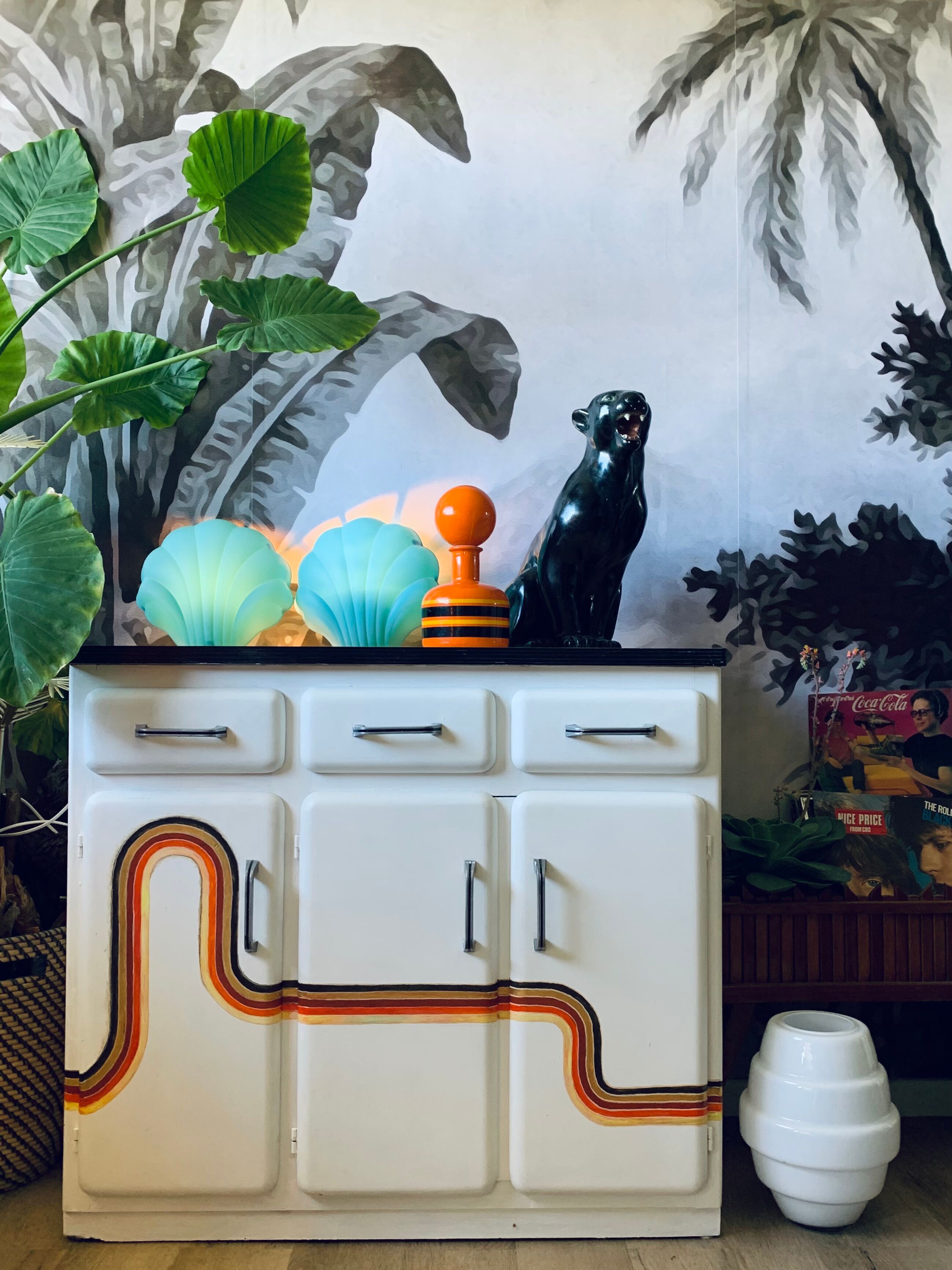 Buffet Mado vintage bottom rainbow