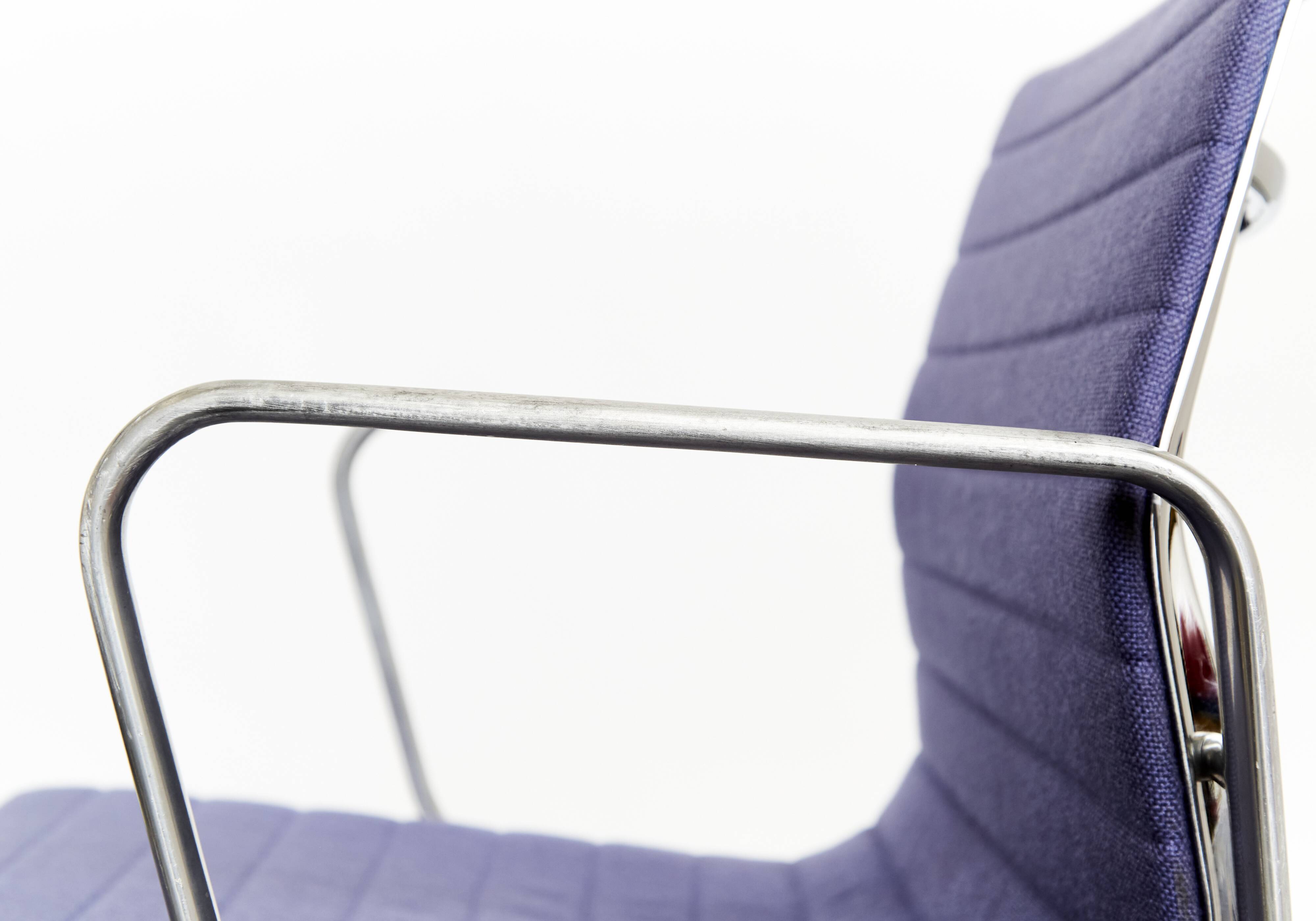 Charles & Ray Eames Aluminium Group Chair EA 108 for Vitra