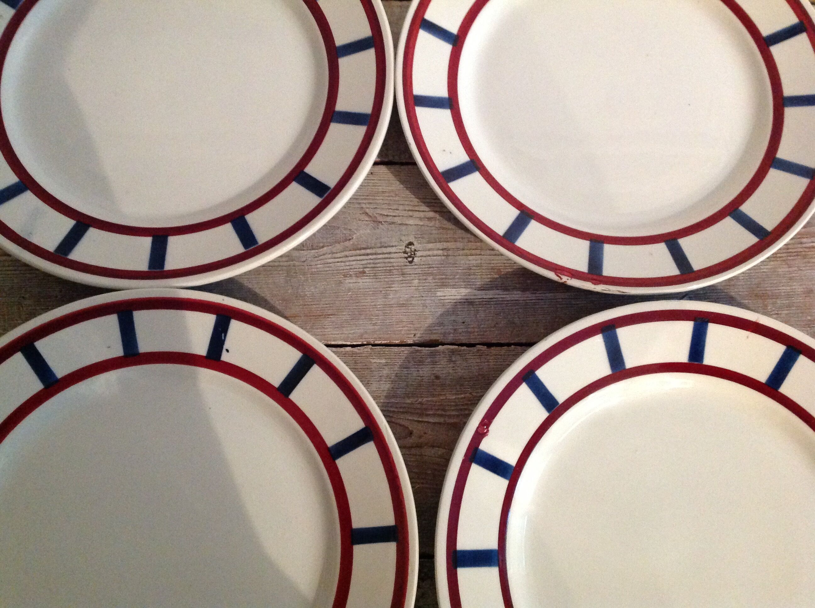 Series of 10 dessert plates