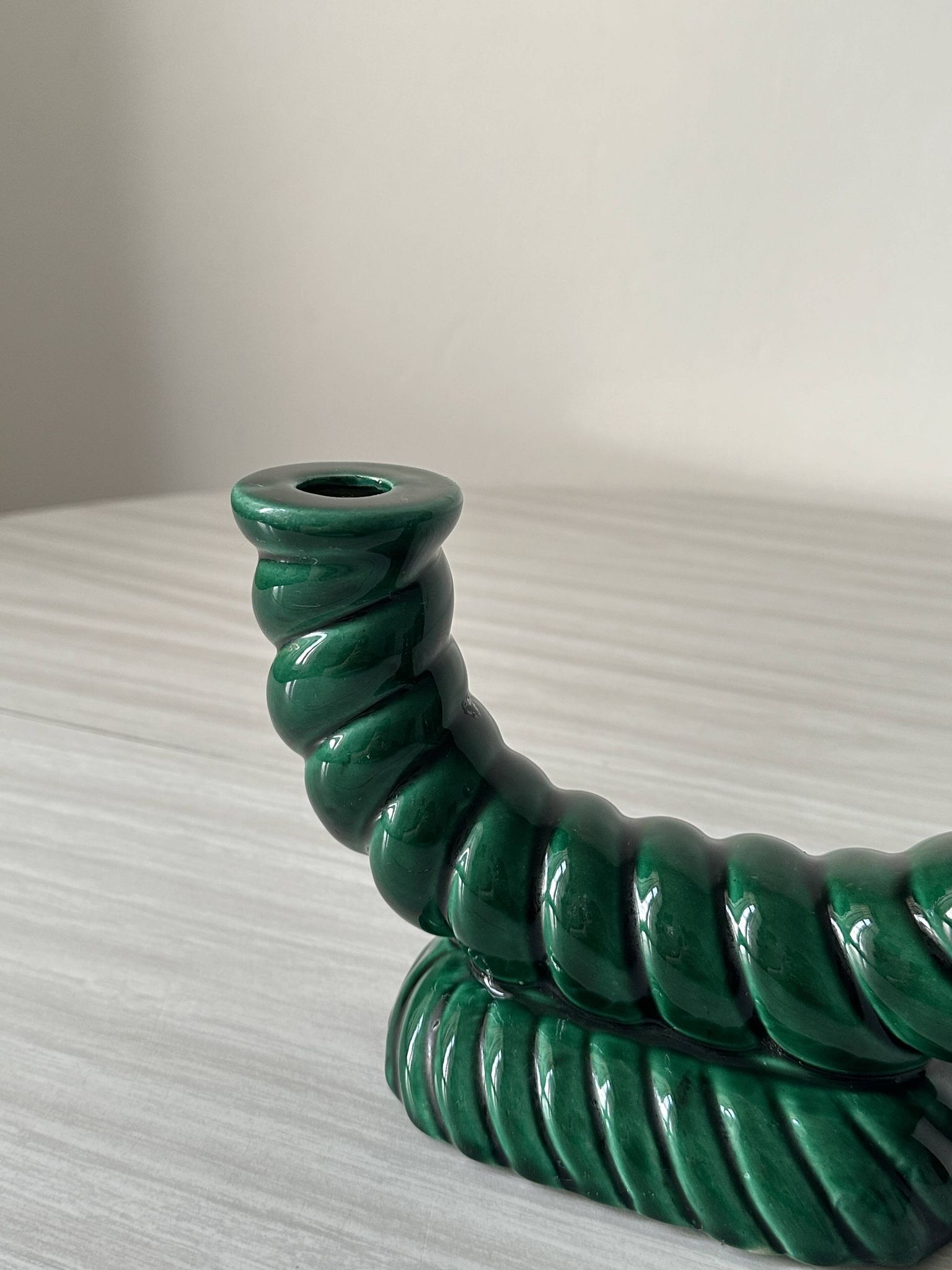 Twisted candle holder with 2 lights from the 40s, in green ceramic
