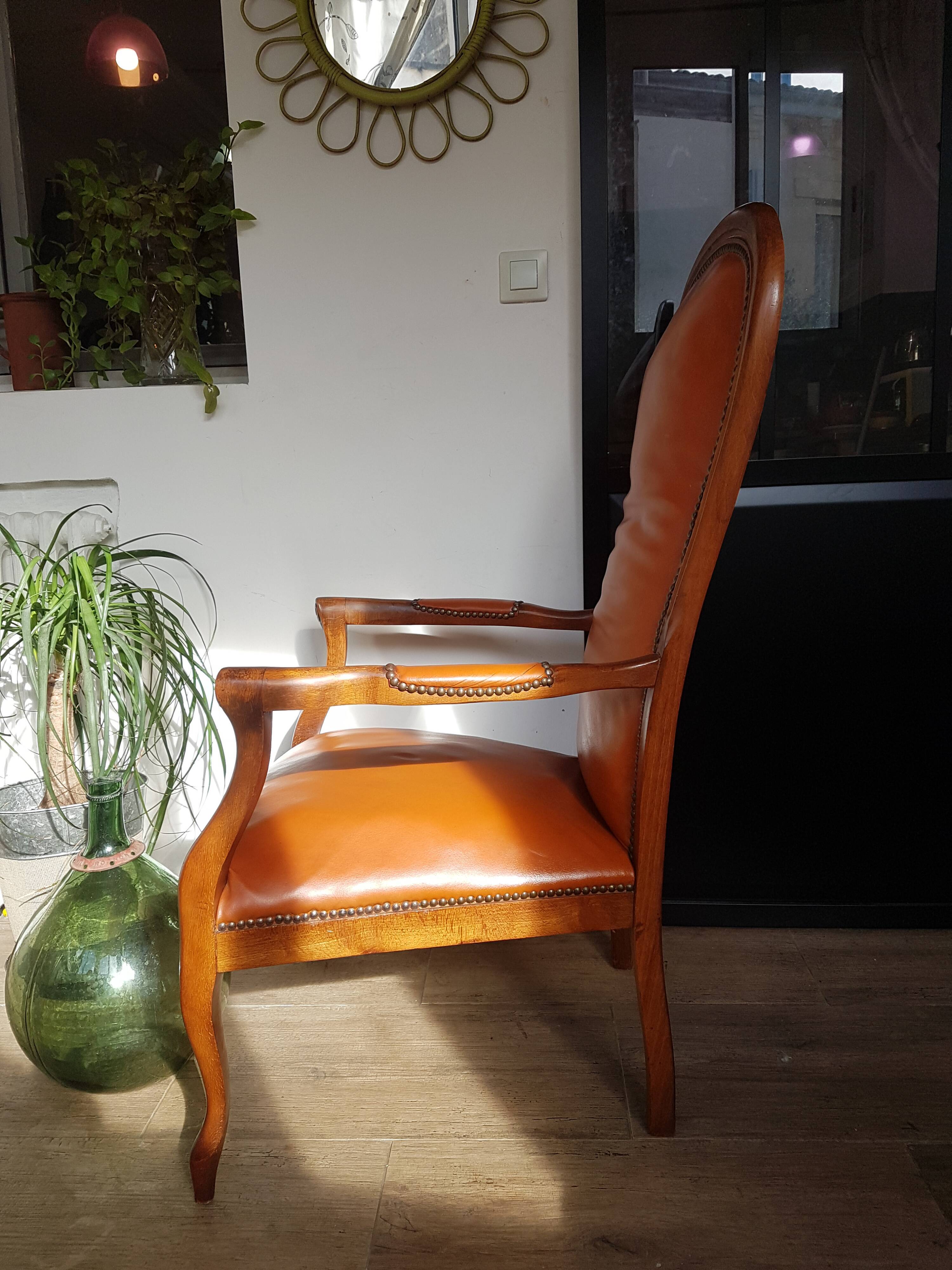 Fauteuil Voltaire en cuir