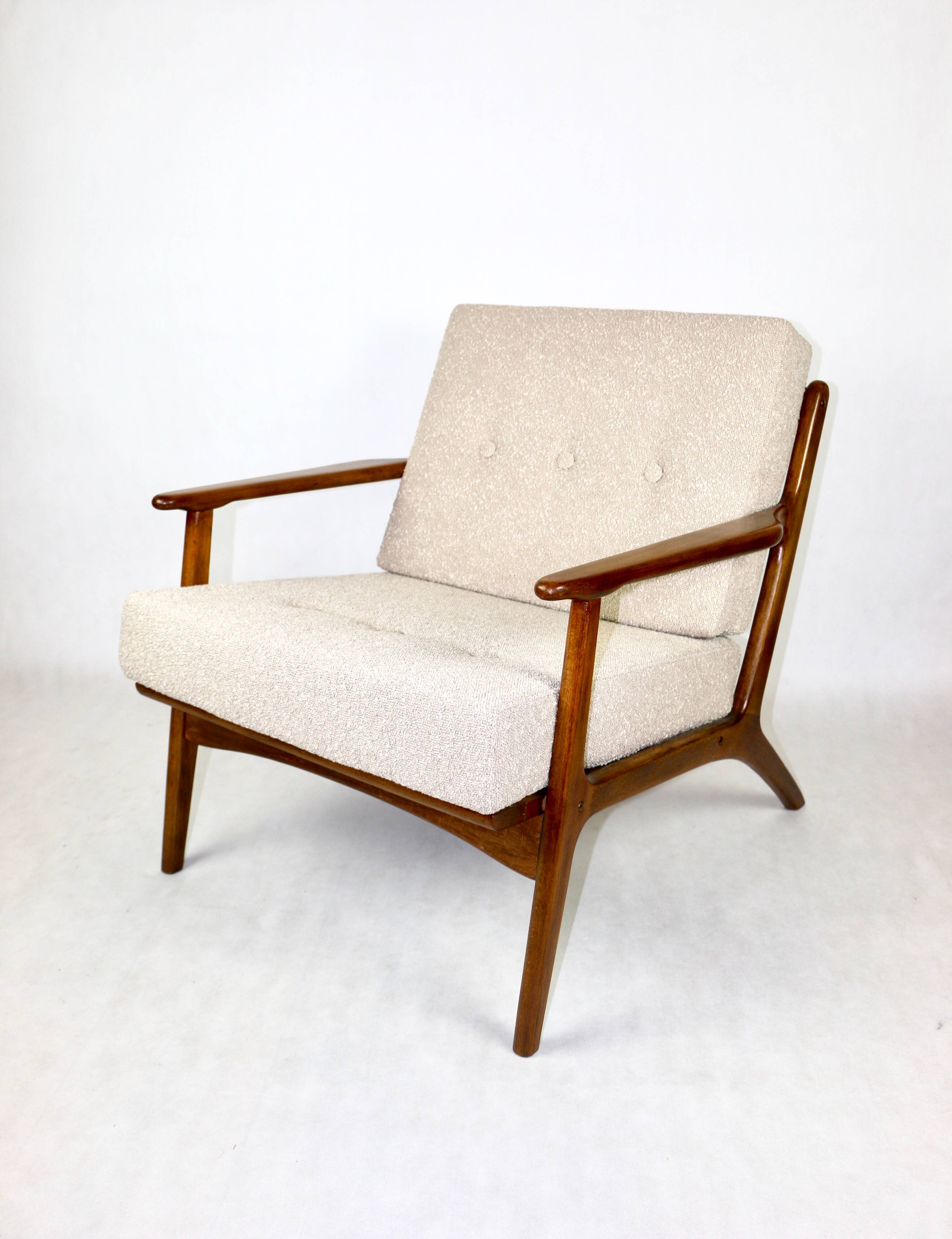 Danish Vintage Beige Boucle Armchair, 1970s