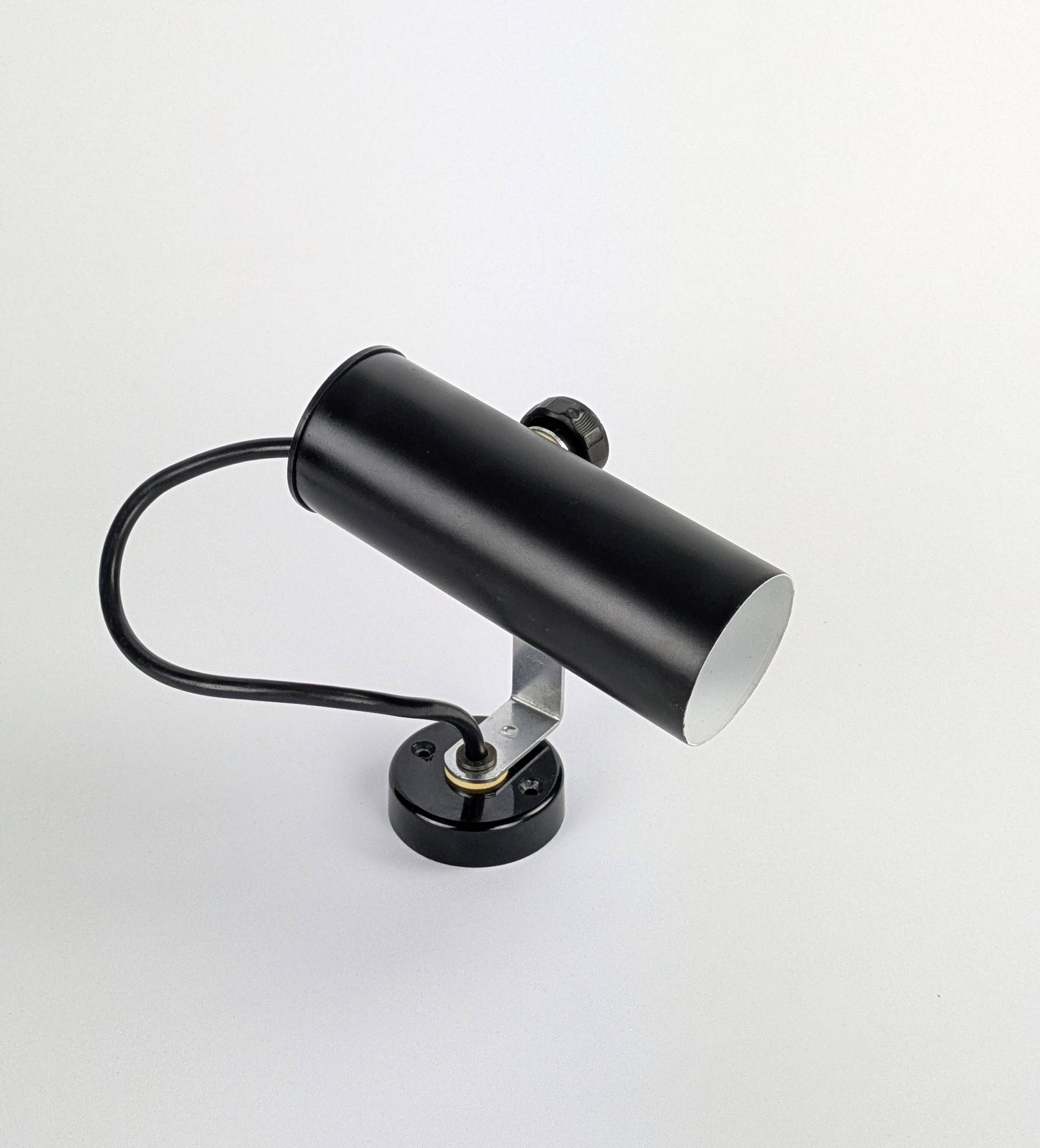 Modular wall projector Targetti