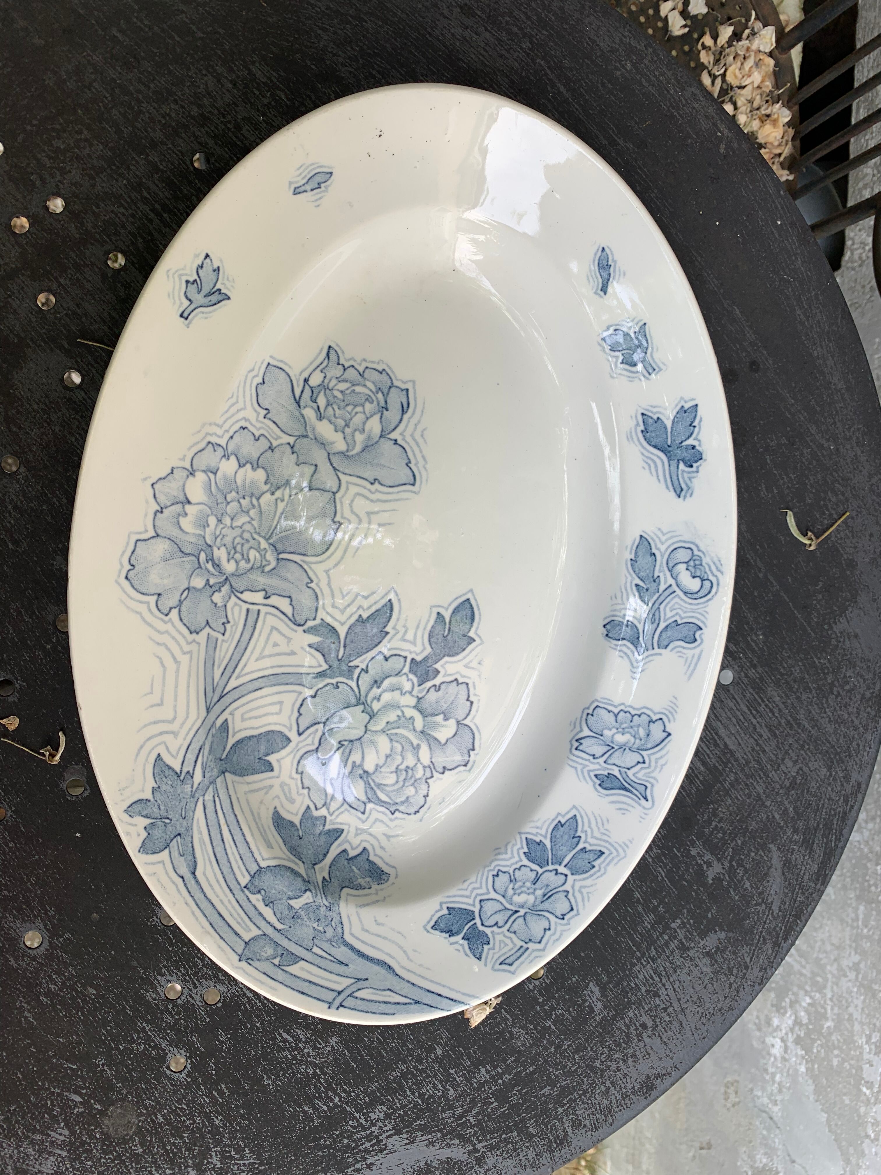 Two dishes of service model Floréal luneville K & G vintage and collector