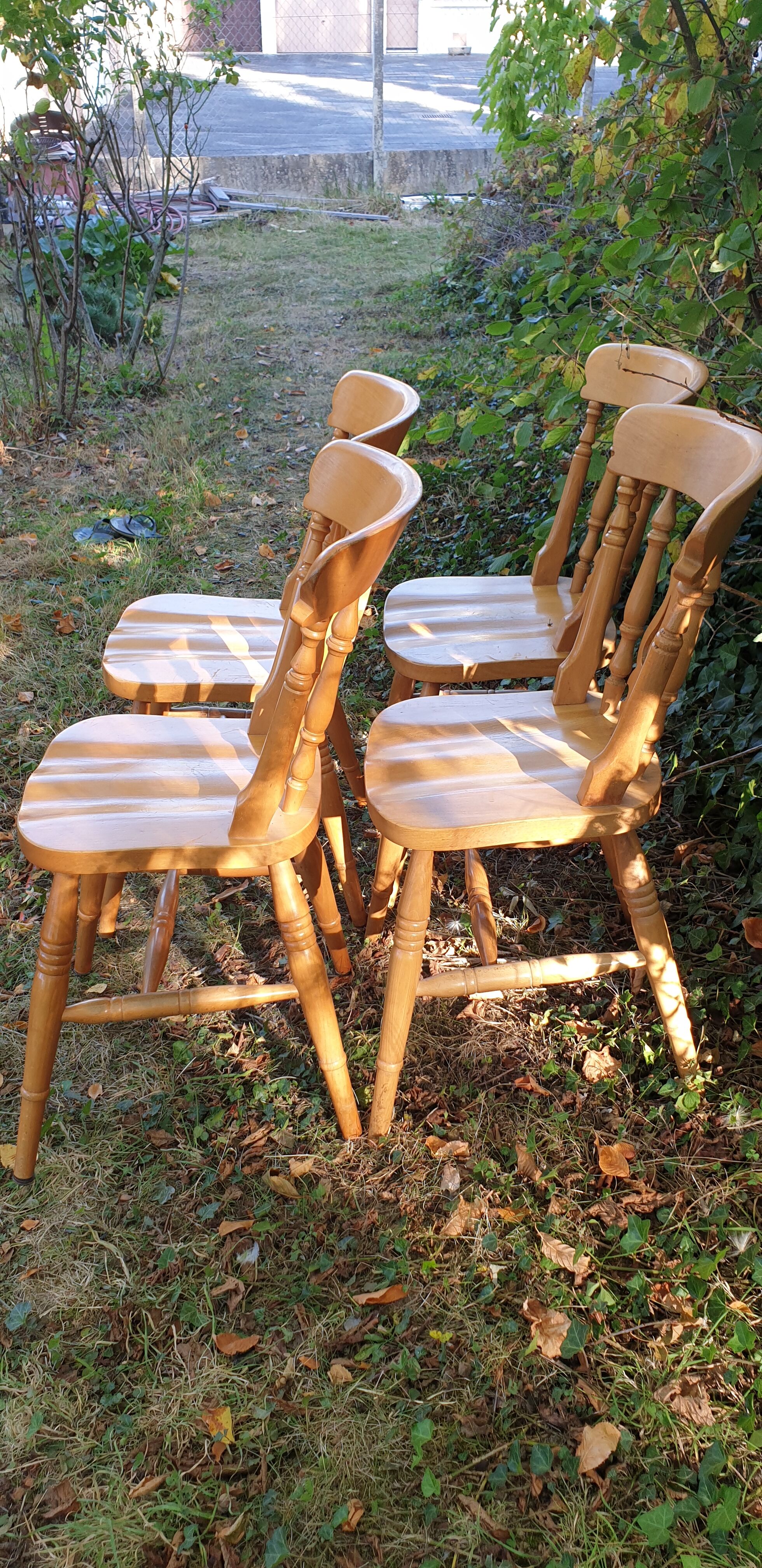 4 chaises western