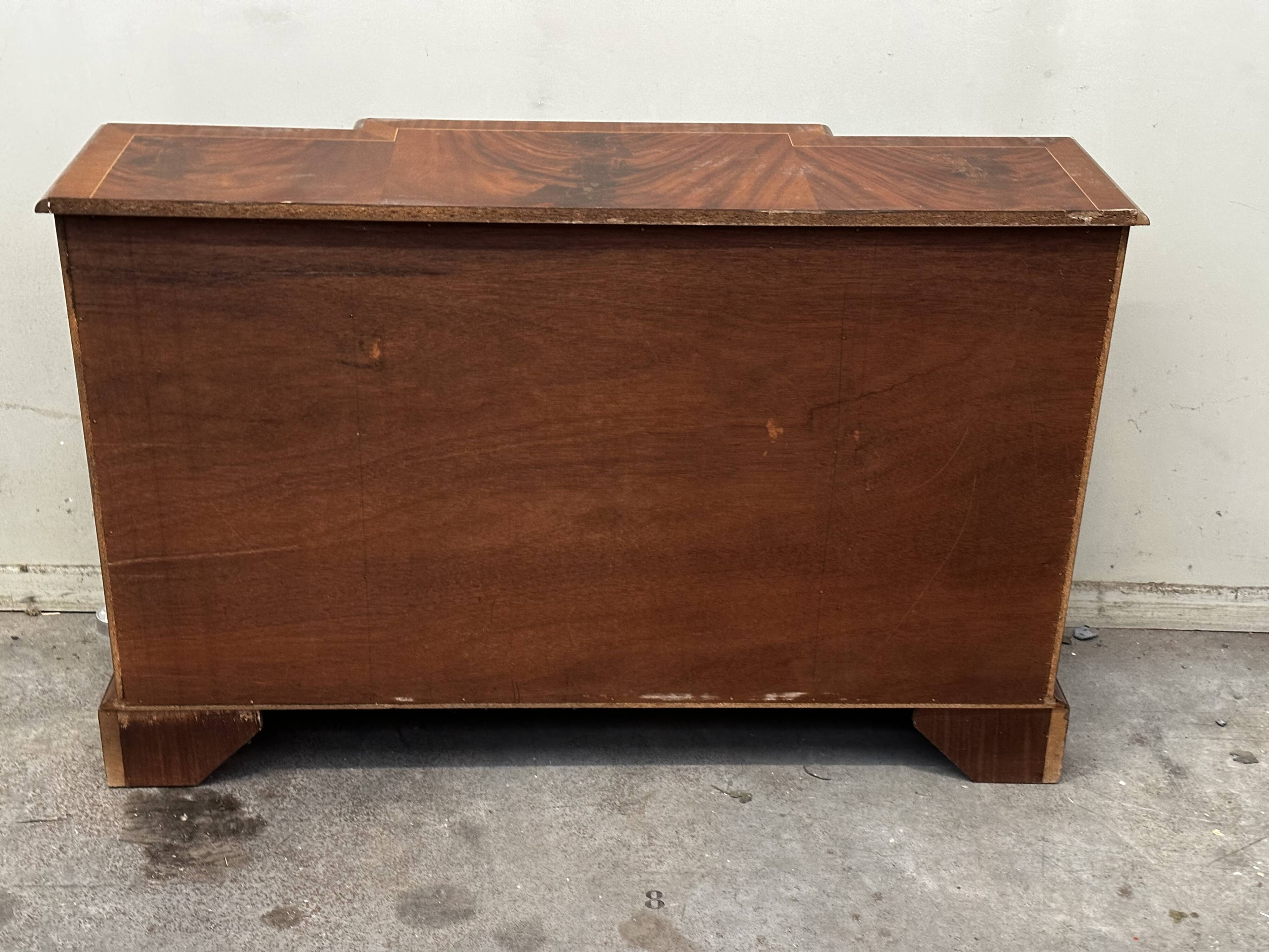 Buffet Anglais en acajou fin 19 e