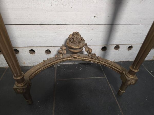 Console style Louis XVI En bois doré et plateau en marbre