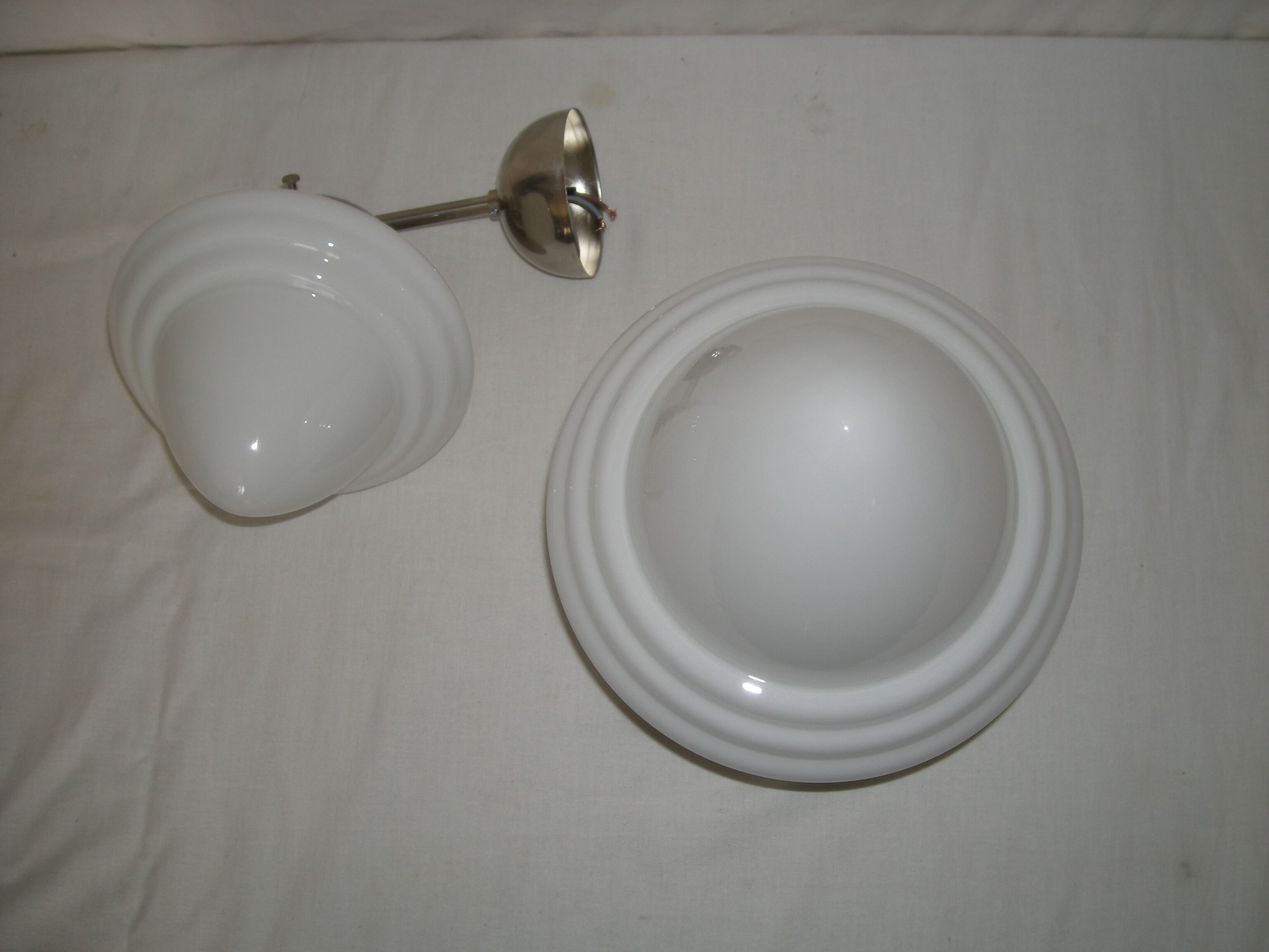 Plon gland and wall lamp