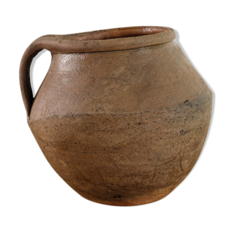 Ancient terracotta jar