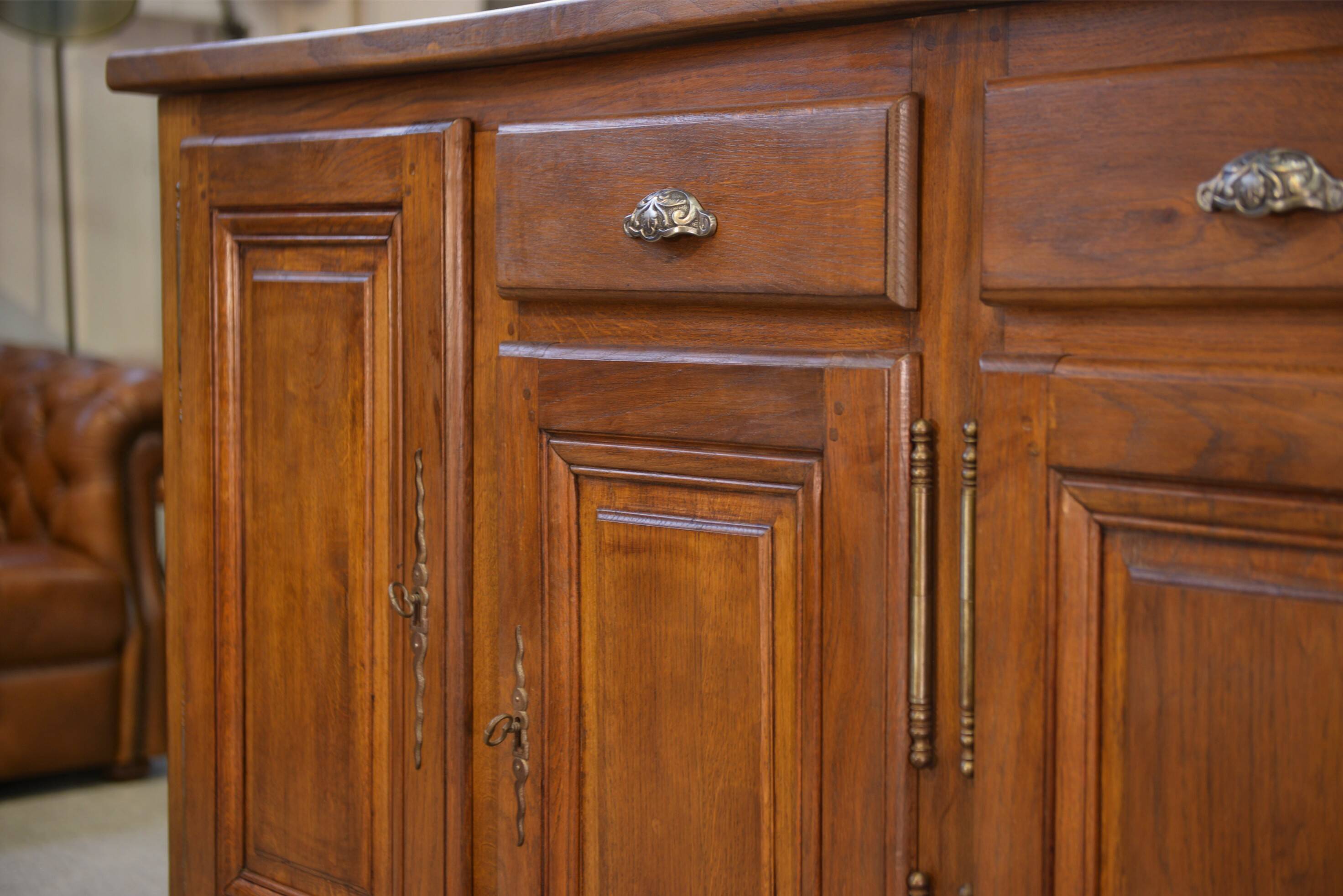 Rustic oak sideboard from the 1950s.