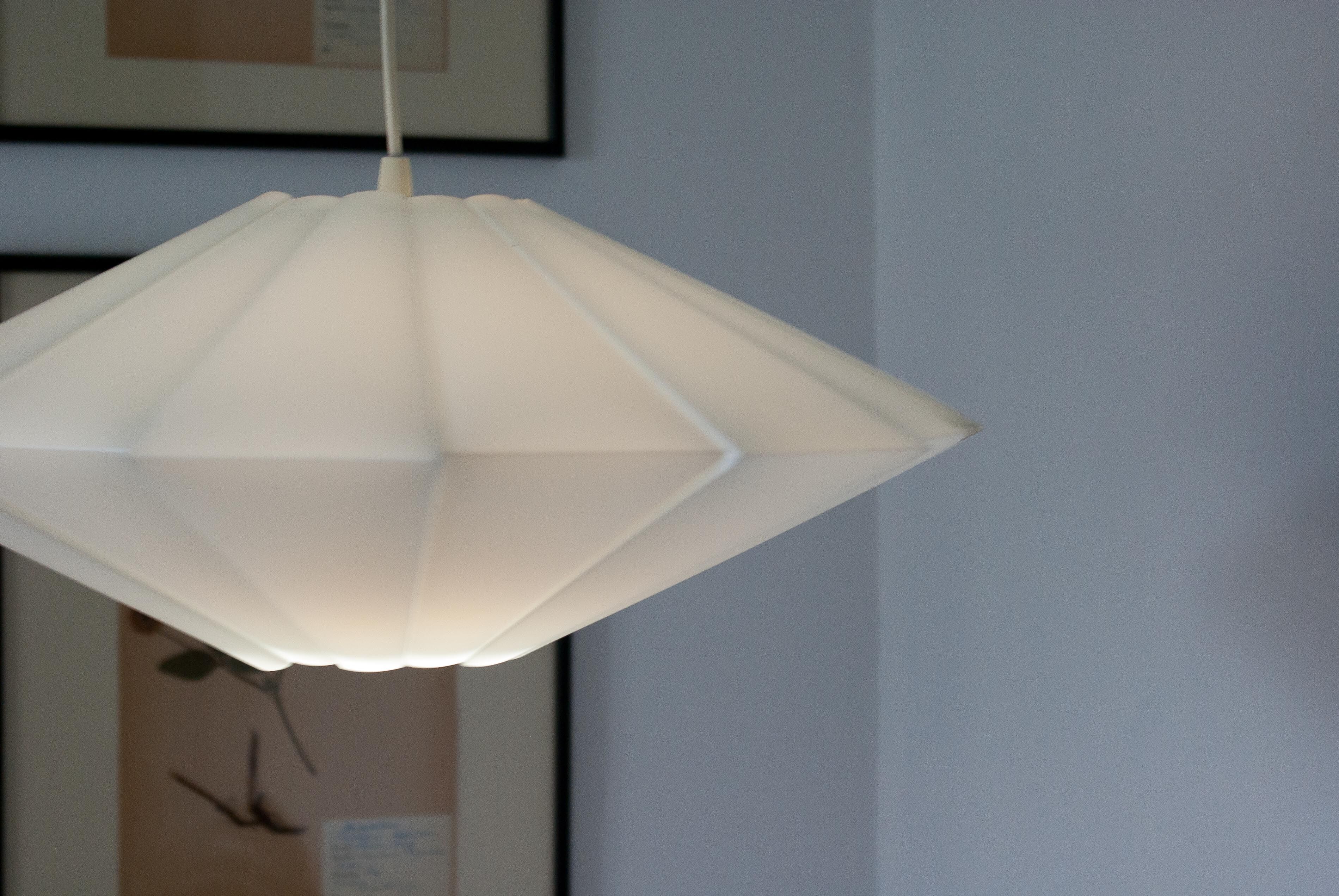 White faceted hanging lamp
