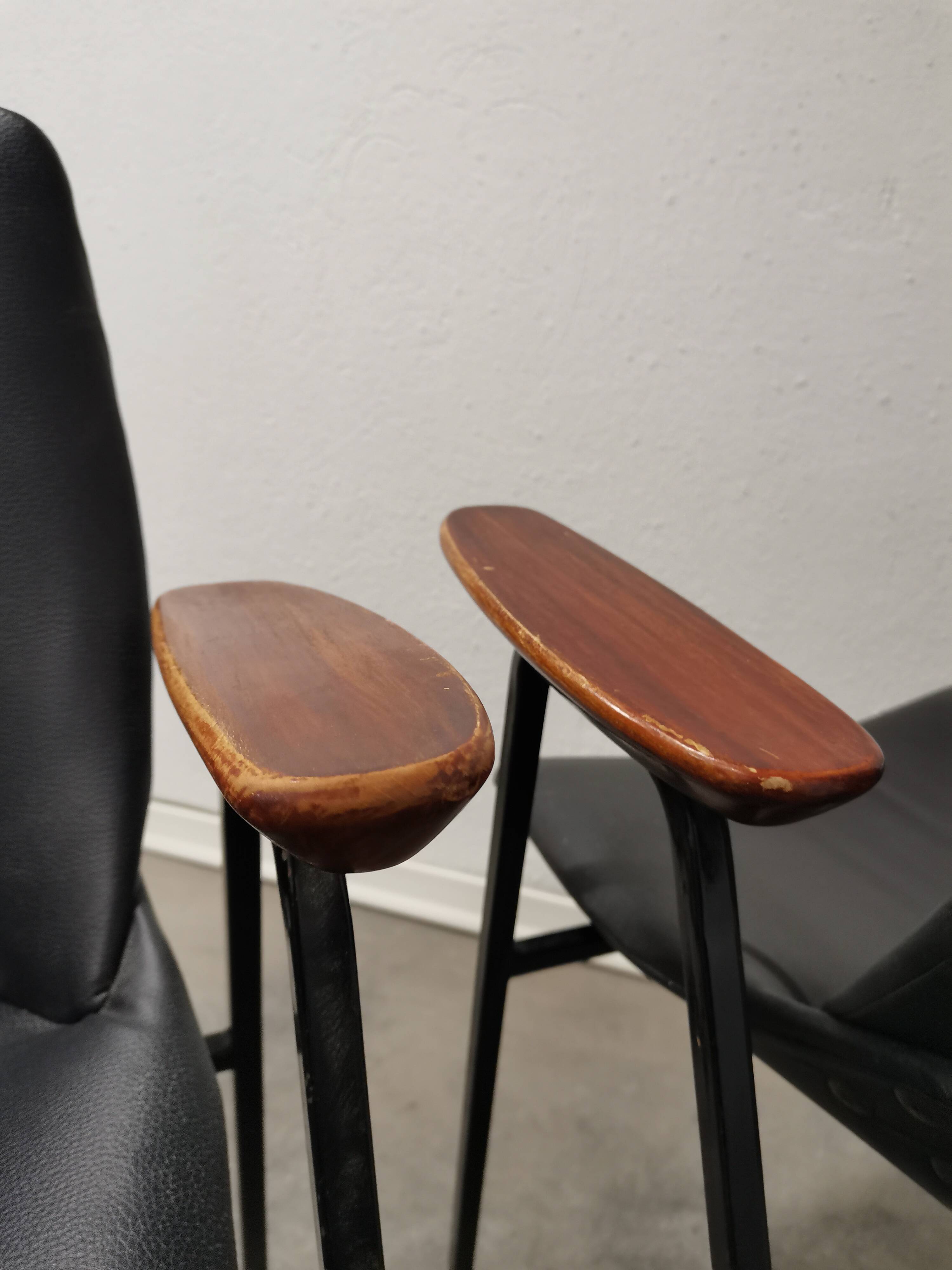 Armchair Lupina 1970s pair